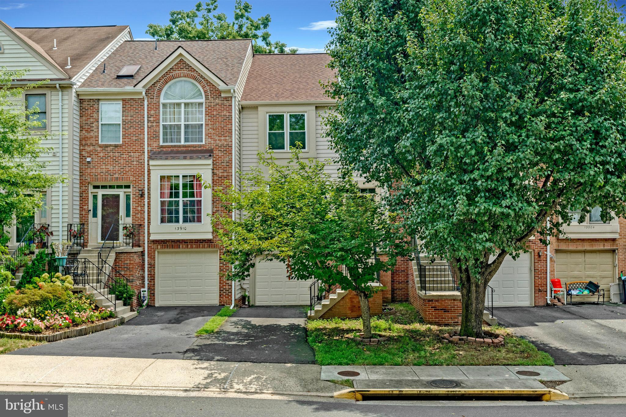 13908 BATON ROUGE COURT