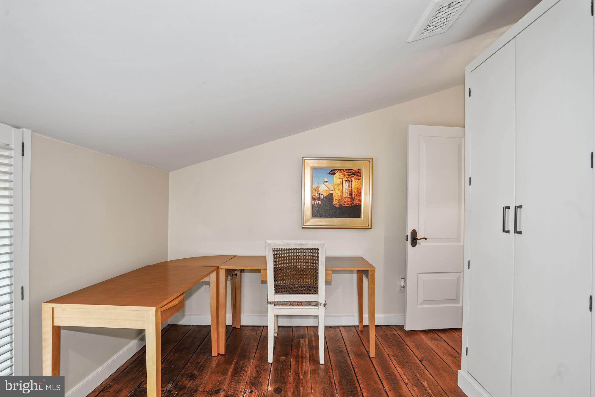 OLD TOWN ALEXANDRIA - Residential