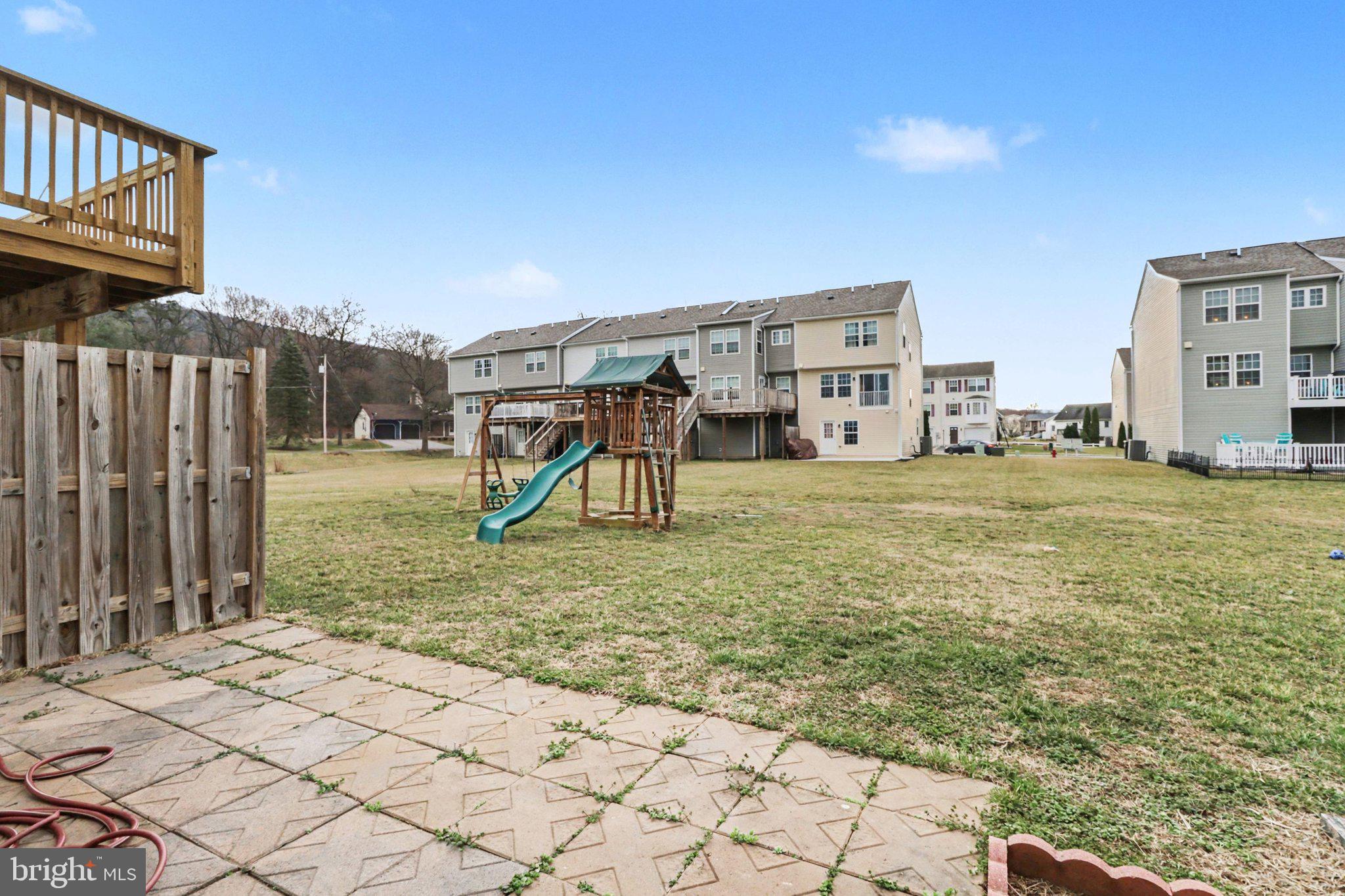 MOUNTAIN SHADOWS - Residential