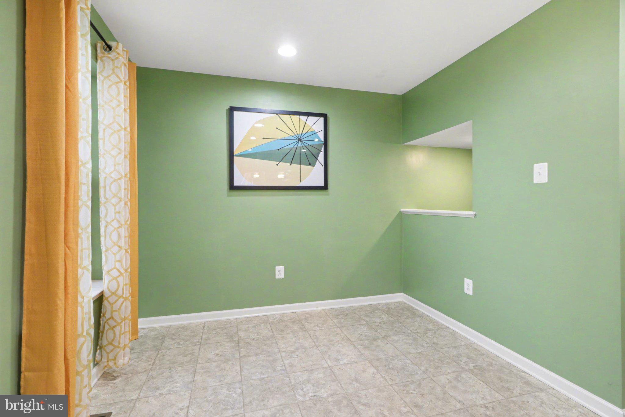 MOUNTAIN SHADOWS - Residential