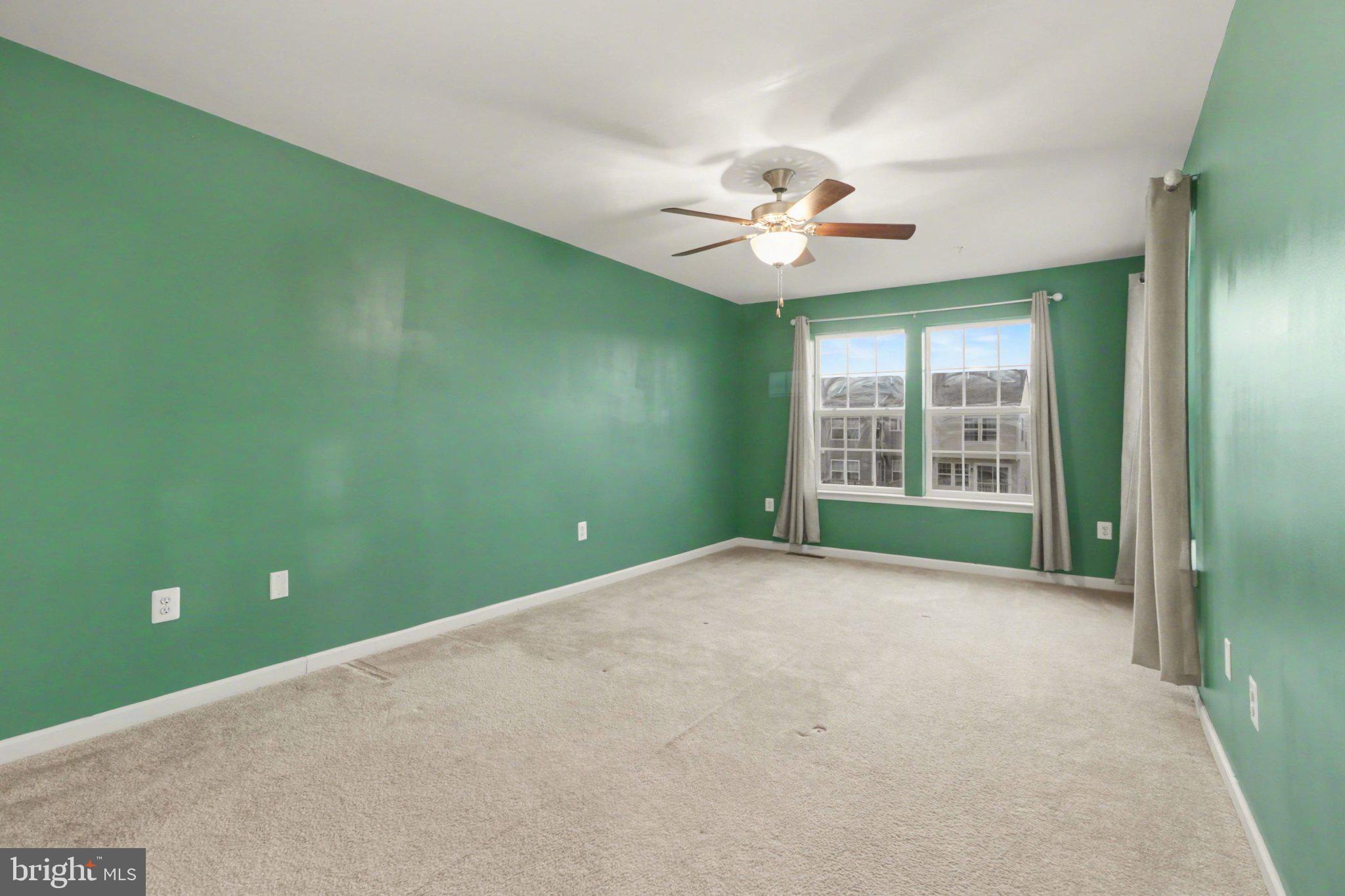 MOUNTAIN SHADOWS - Residential