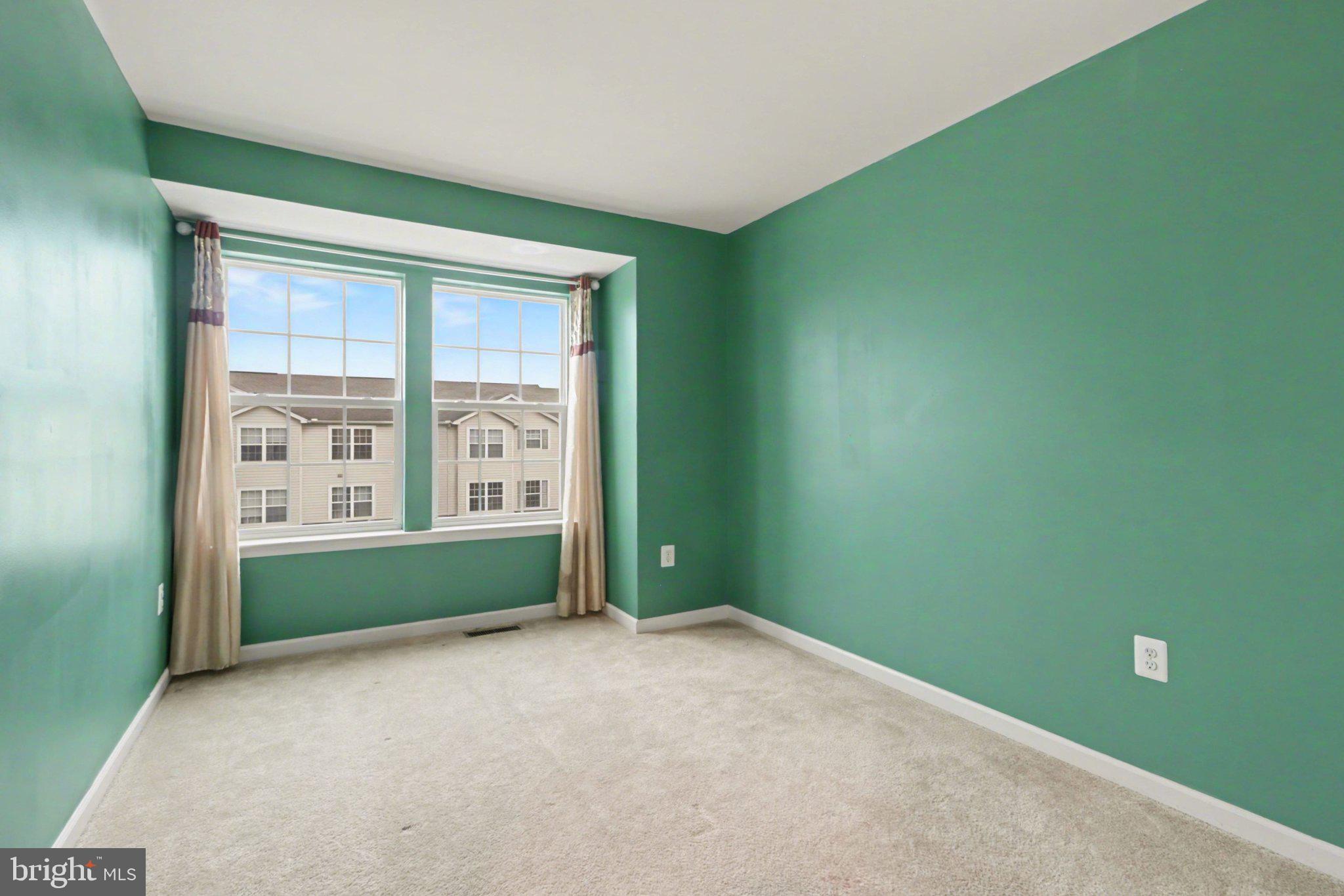 MOUNTAIN SHADOWS - Residential