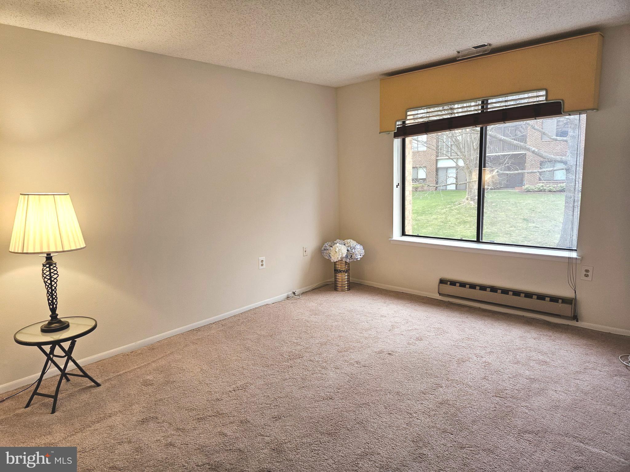 LEISURE WORLD - Residential