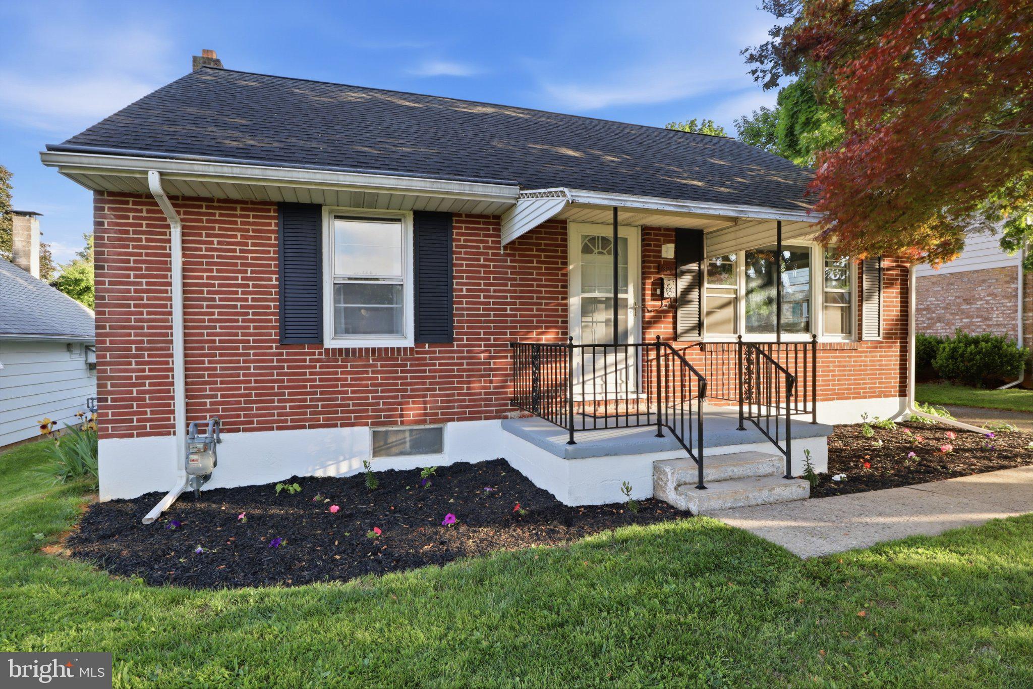 1920 ORANGE STREET