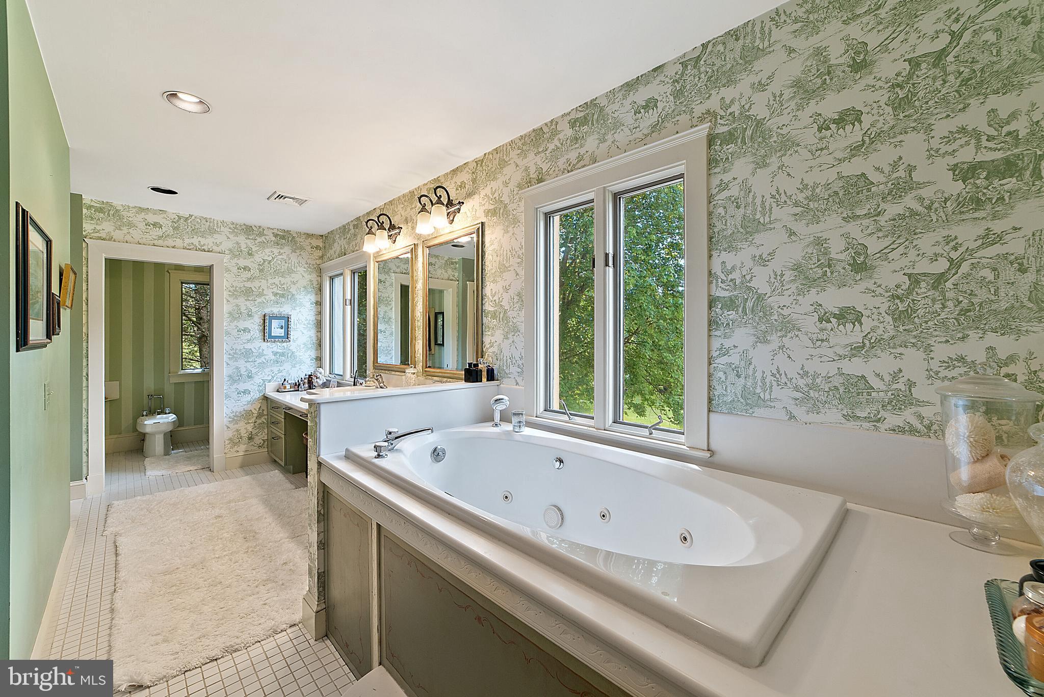 ATOKA CHASE - Residential