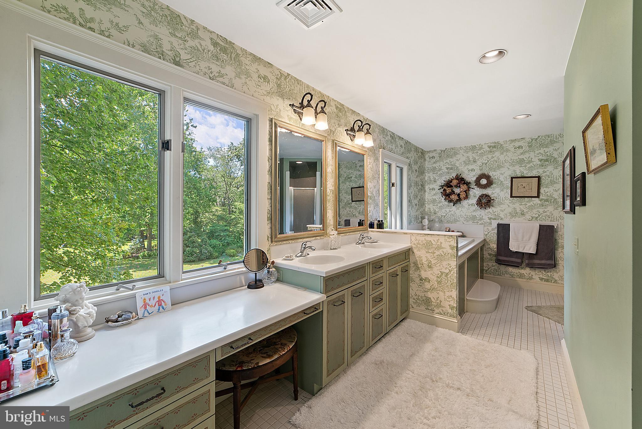 ATOKA CHASE - Residential