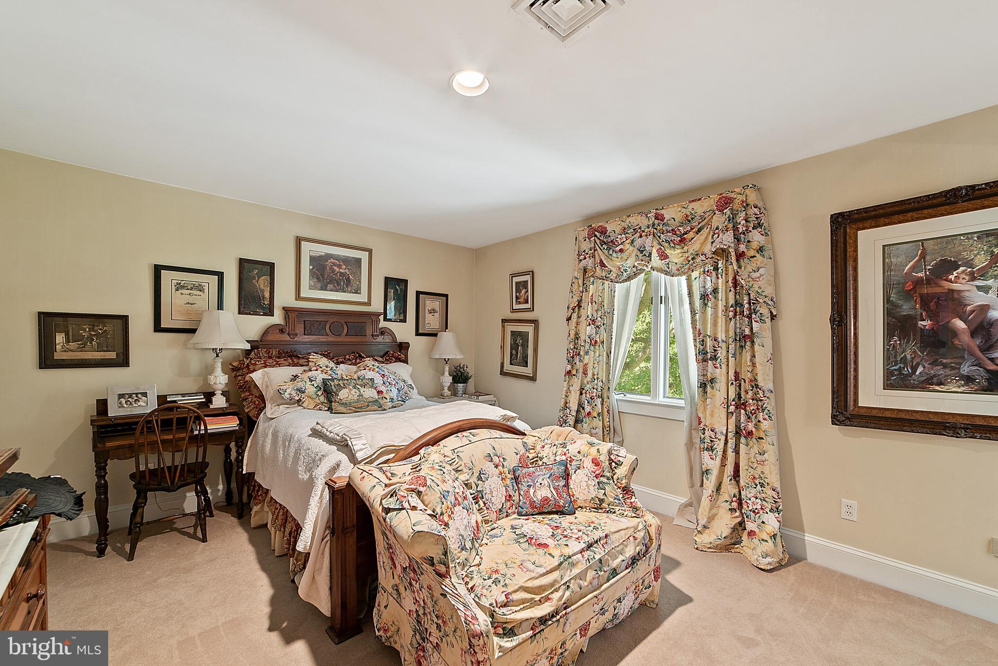 ATOKA CHASE - Residential