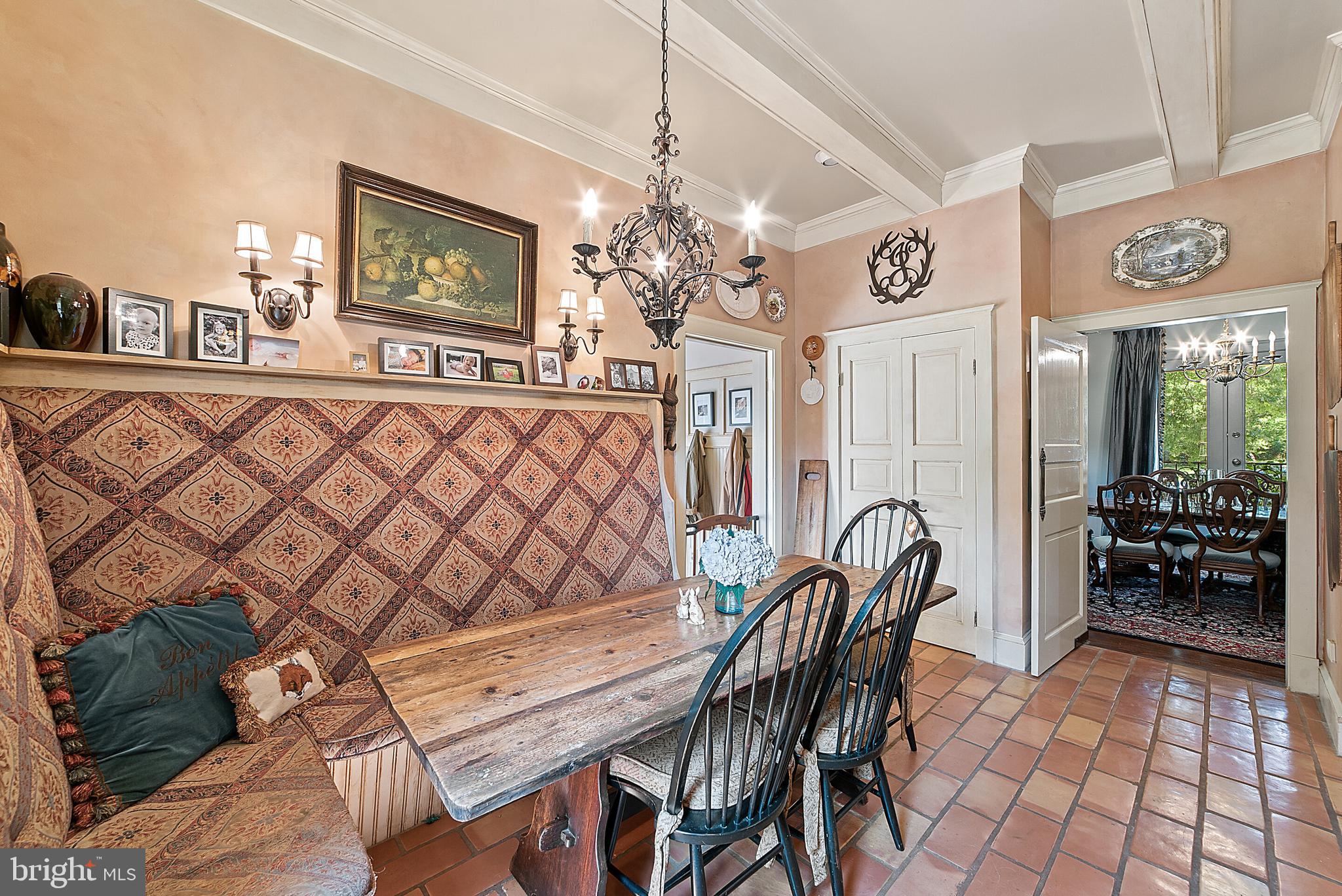 ATOKA CHASE - Residential