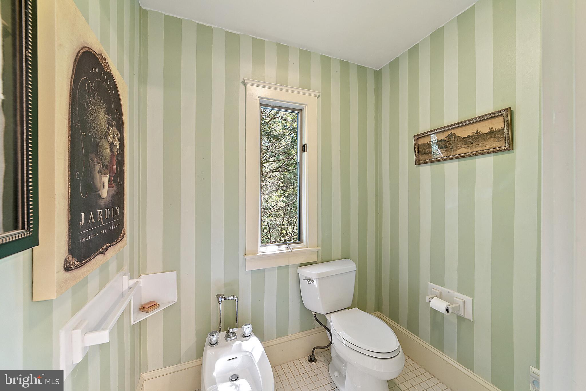 ATOKA CHASE - Residential