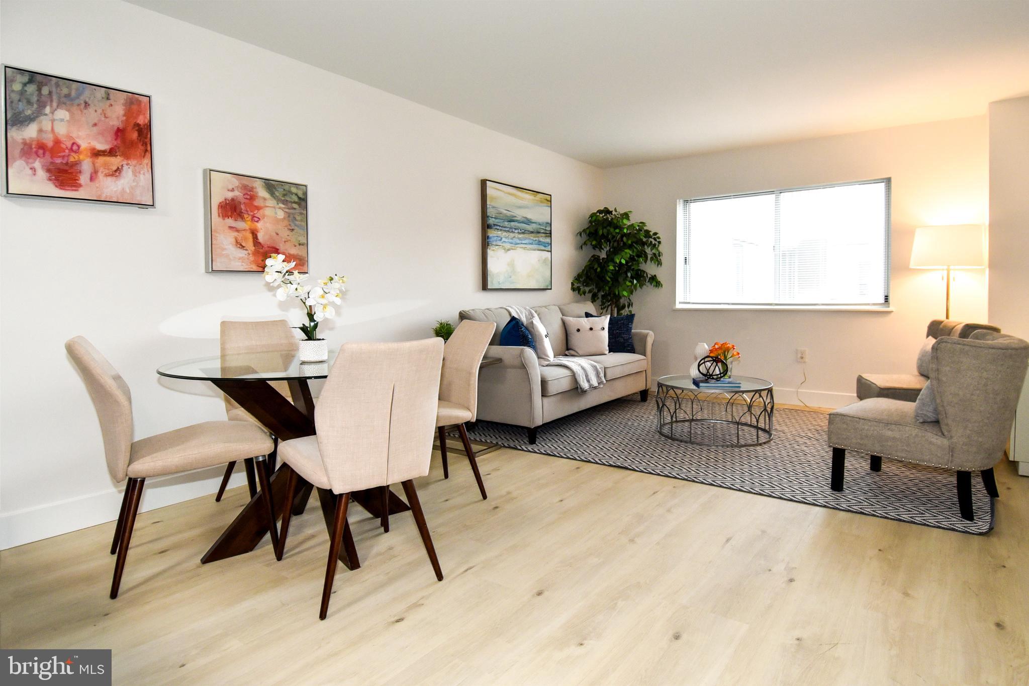 LAKESIDE TERRACE - Residential