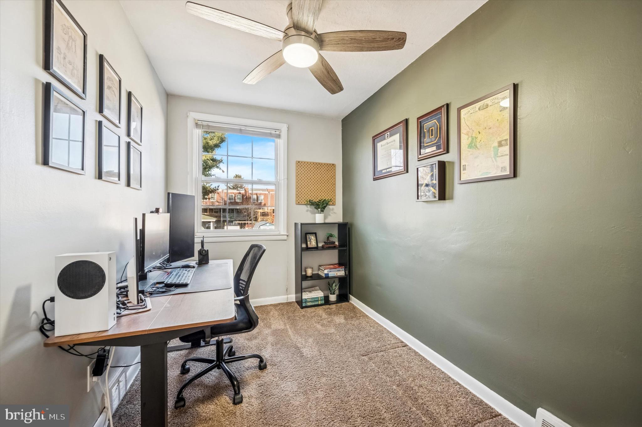 ROXBOROUGH - Residential