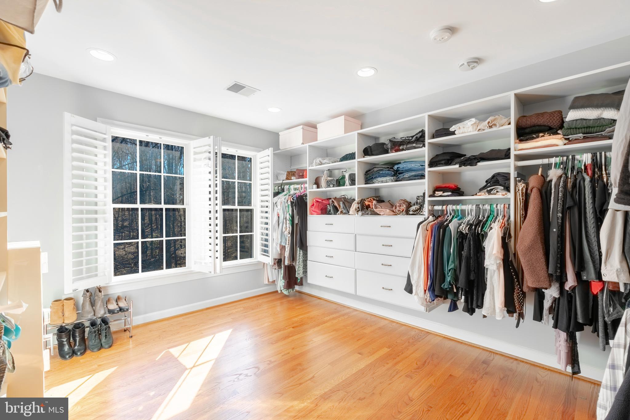 AVENEL - Residential