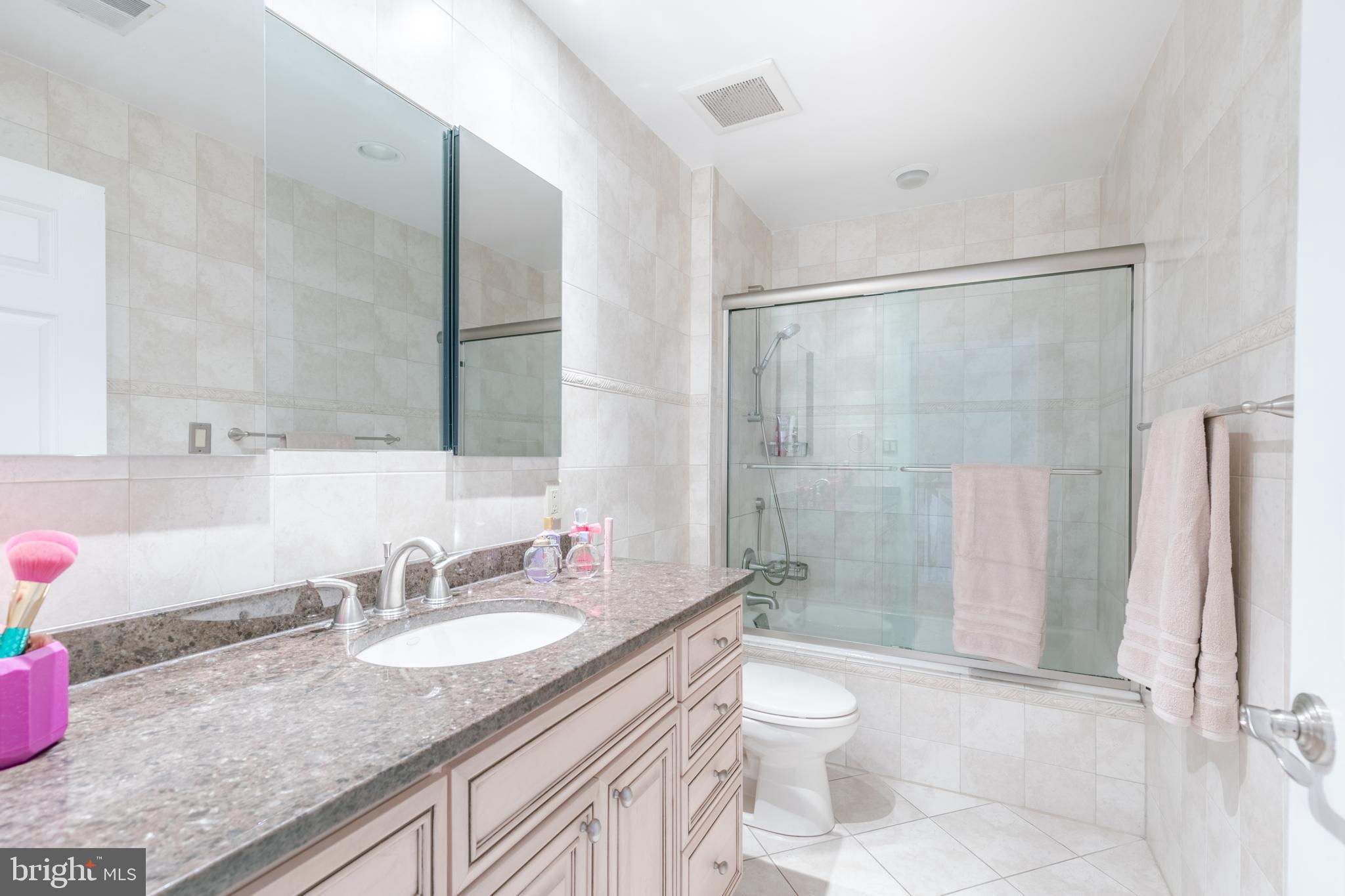 AVENEL - Residential