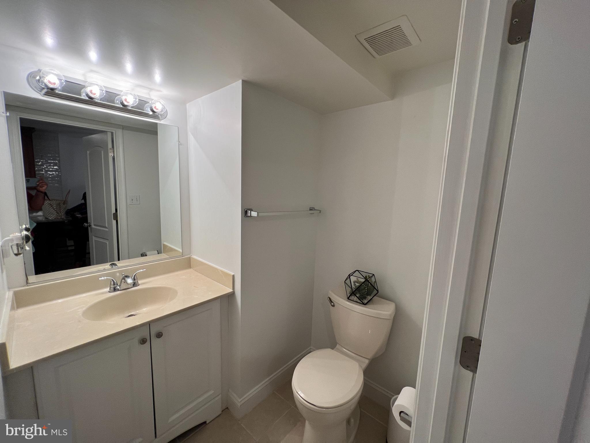 THE FOREST AT HUNTERS MI - Residential