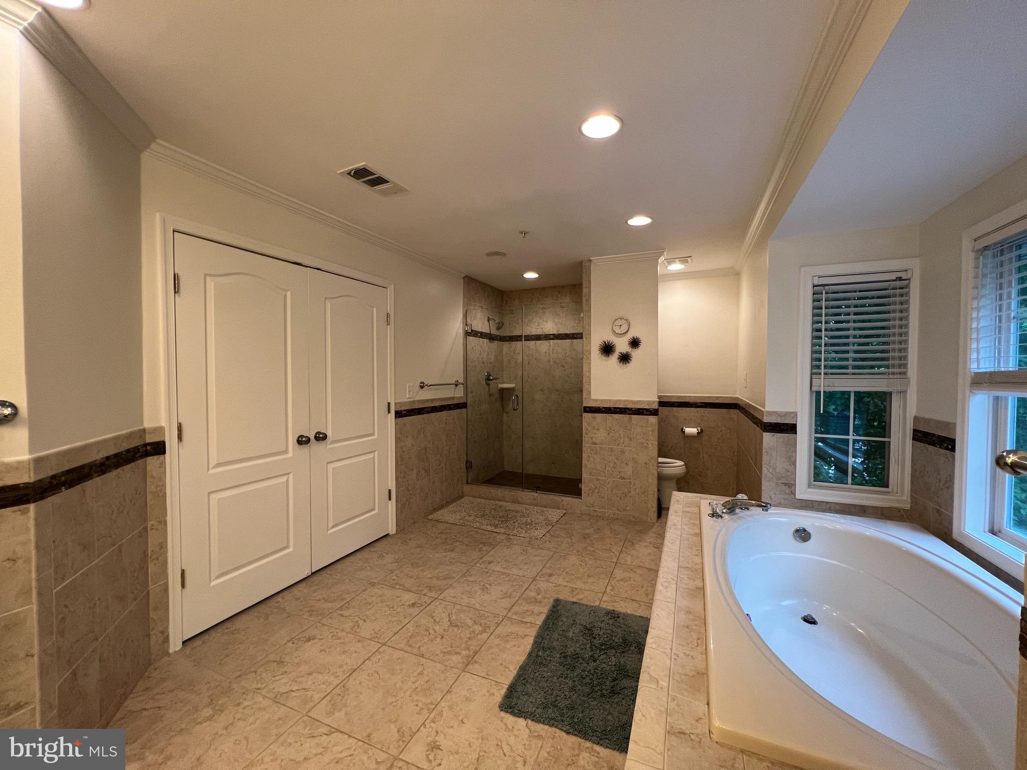 THE FOREST AT HUNTERS MI - Residential