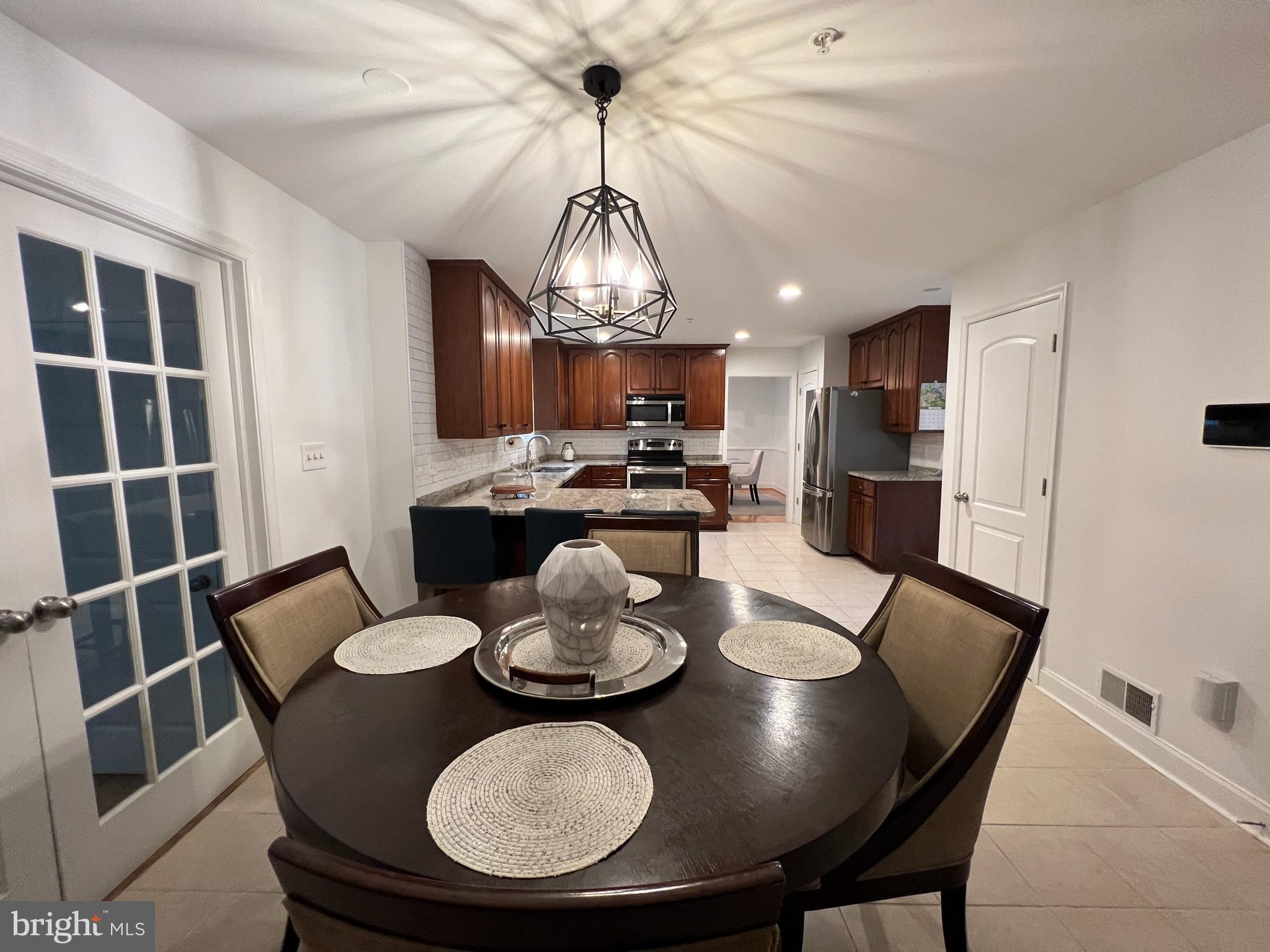 THE FOREST AT HUNTERS MI - Residential