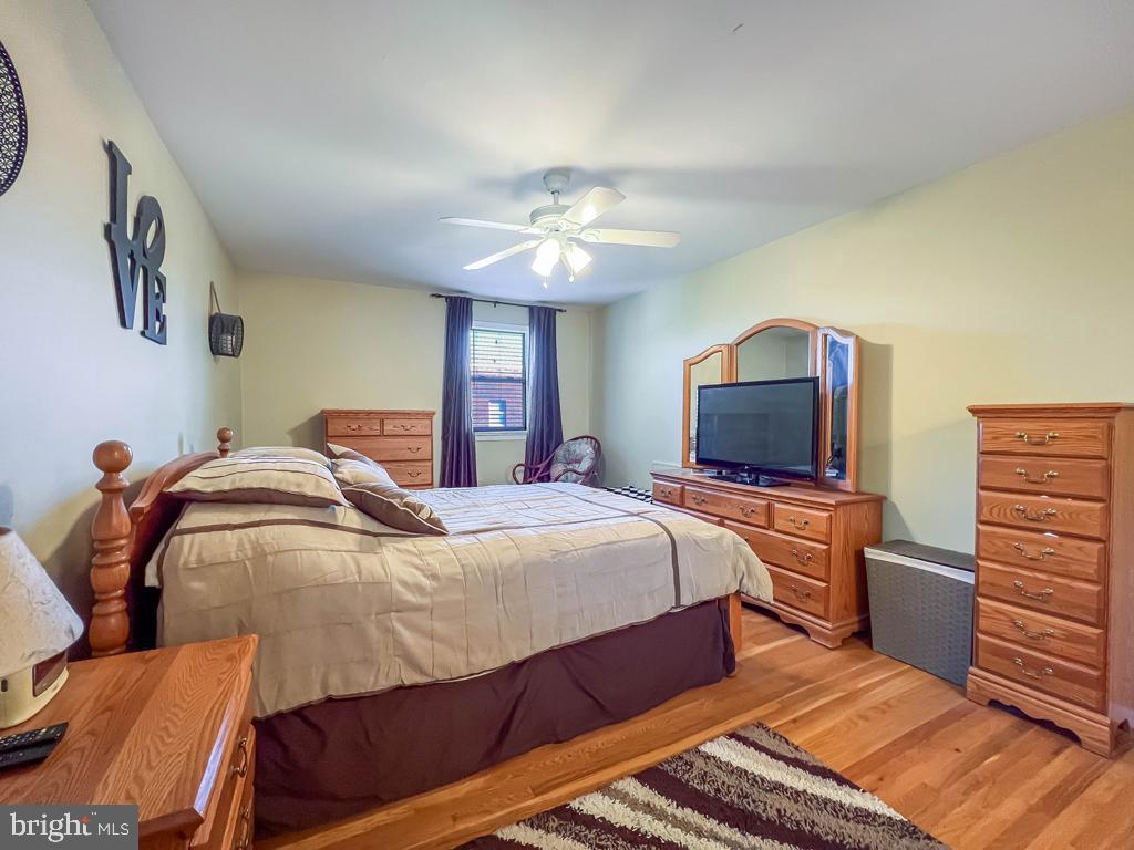 SOMERTON - Residential