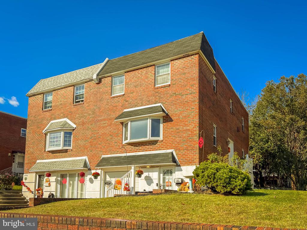 SOMERTON - Residential