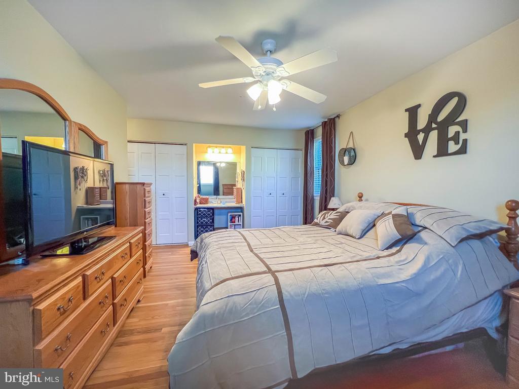 SOMERTON - Residential