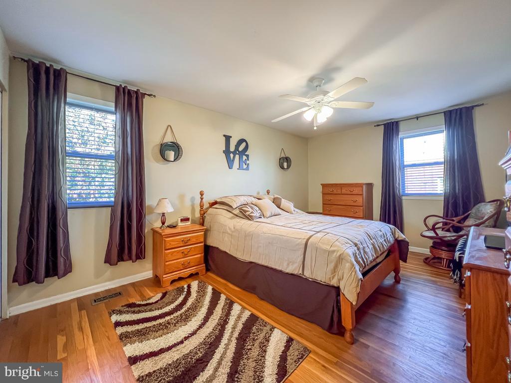 SOMERTON - Residential