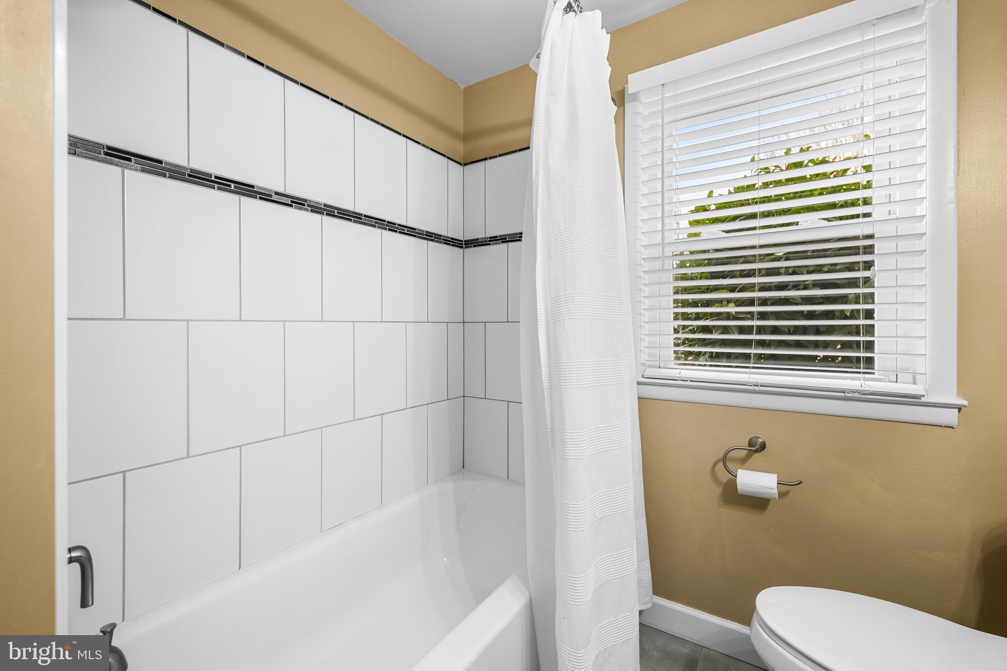 CAMPUS HILLS - Residential