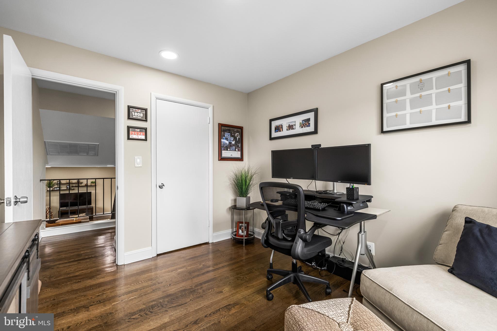 CAMPUS HILLS - Residential