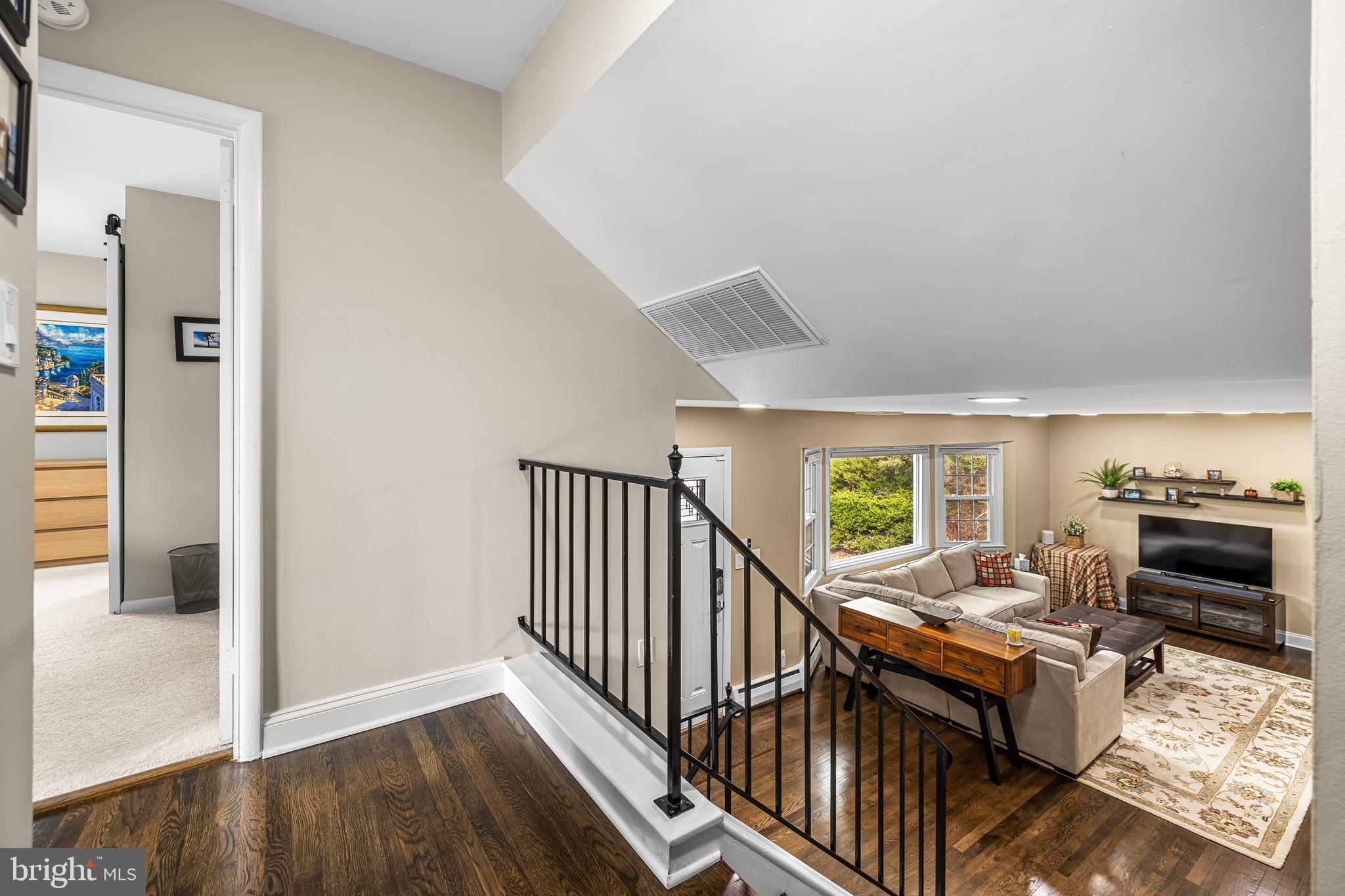 CAMPUS HILLS - Residential