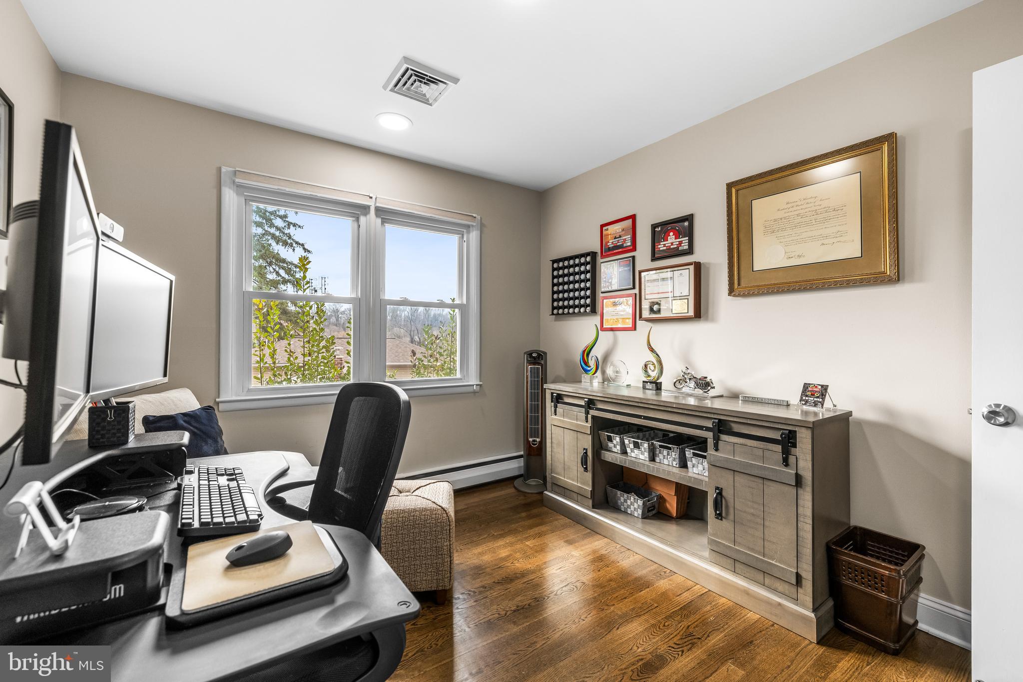 CAMPUS HILLS - Residential