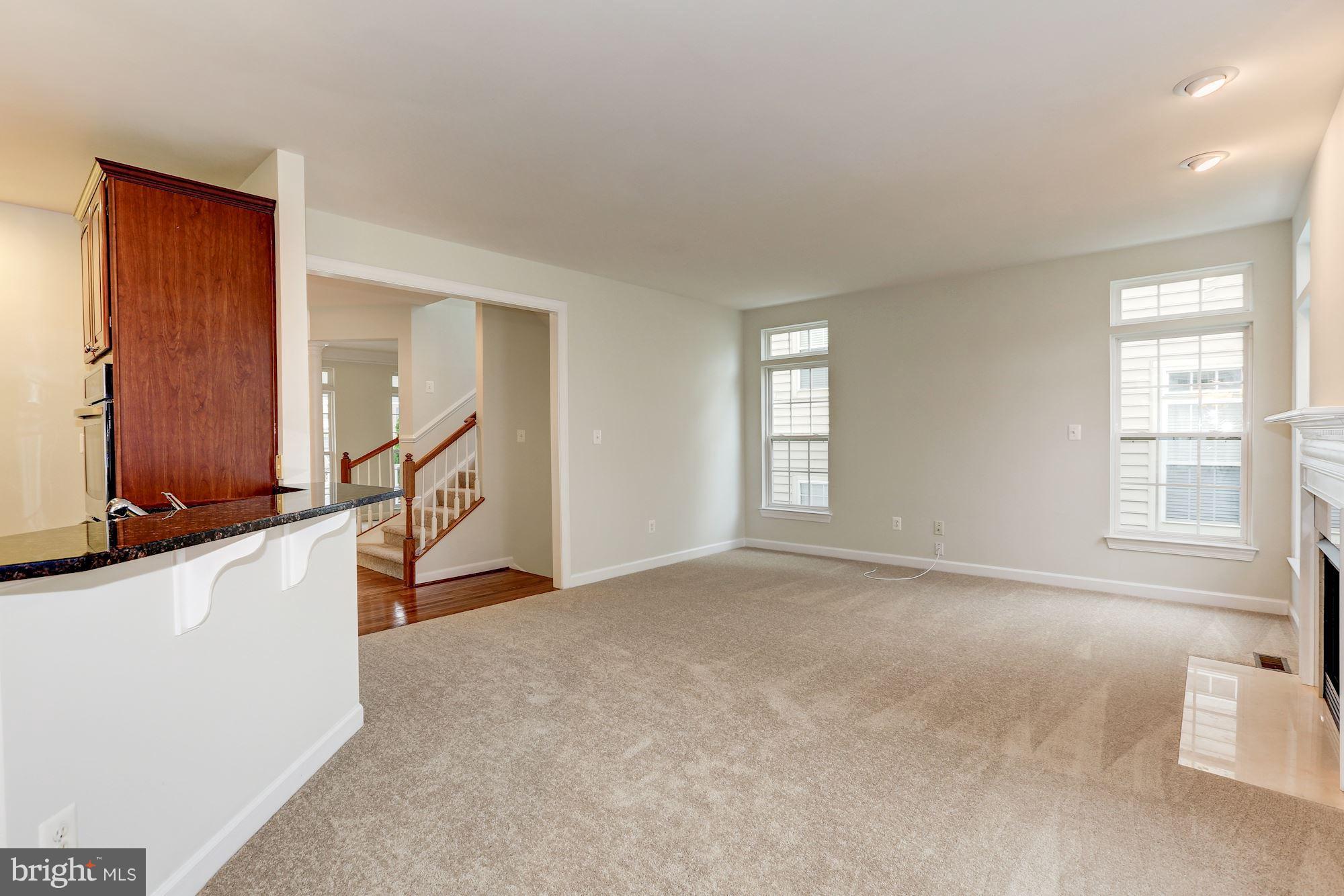 ADAMSTOWN COMMONS - Residential Lease