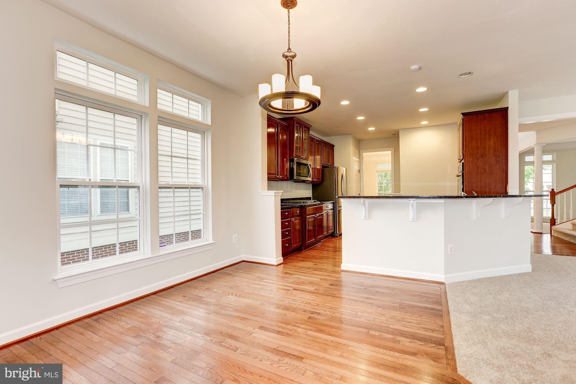 ADAMSTOWN COMMONS - Residential Lease