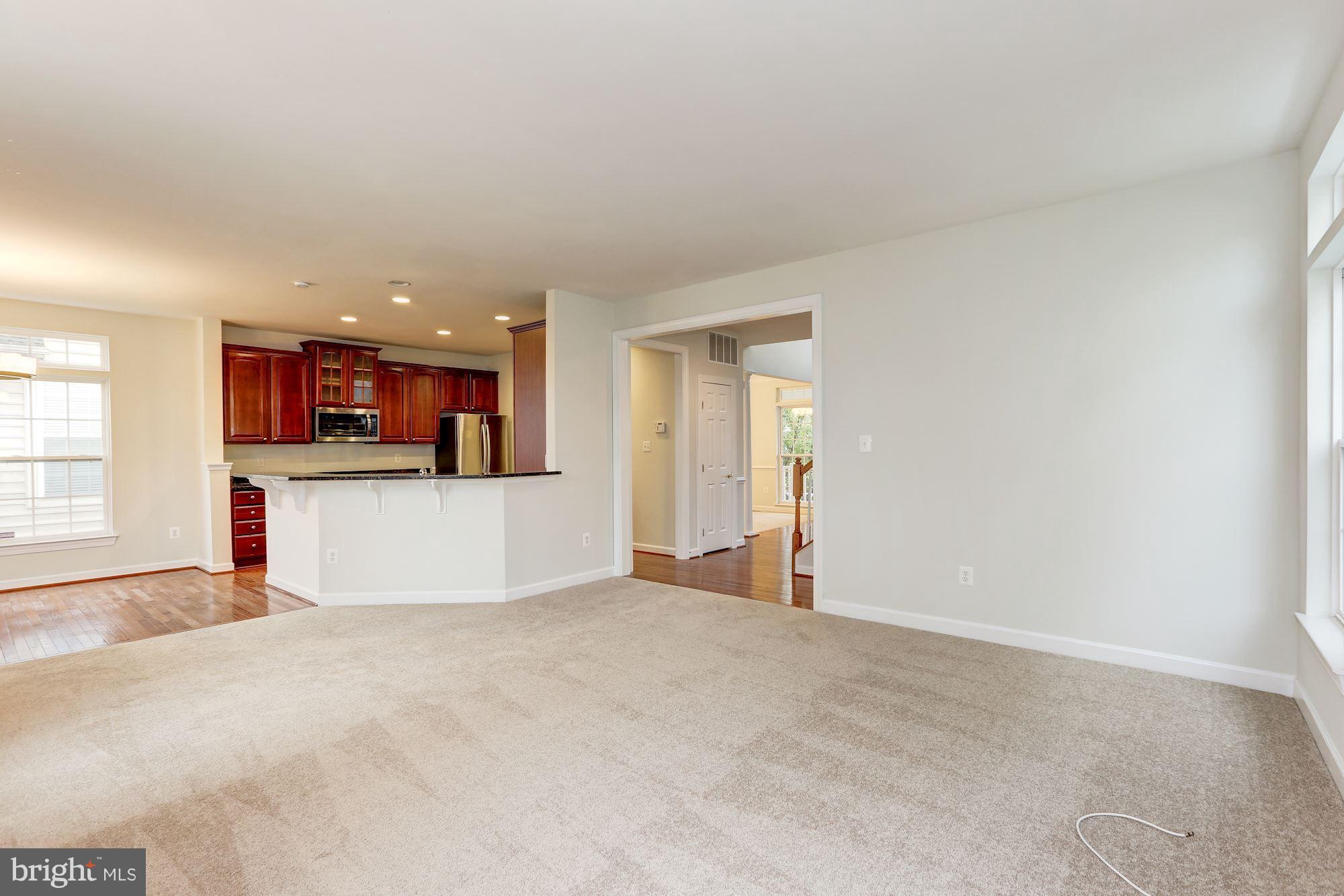 ADAMSTOWN COMMONS - Residential Lease