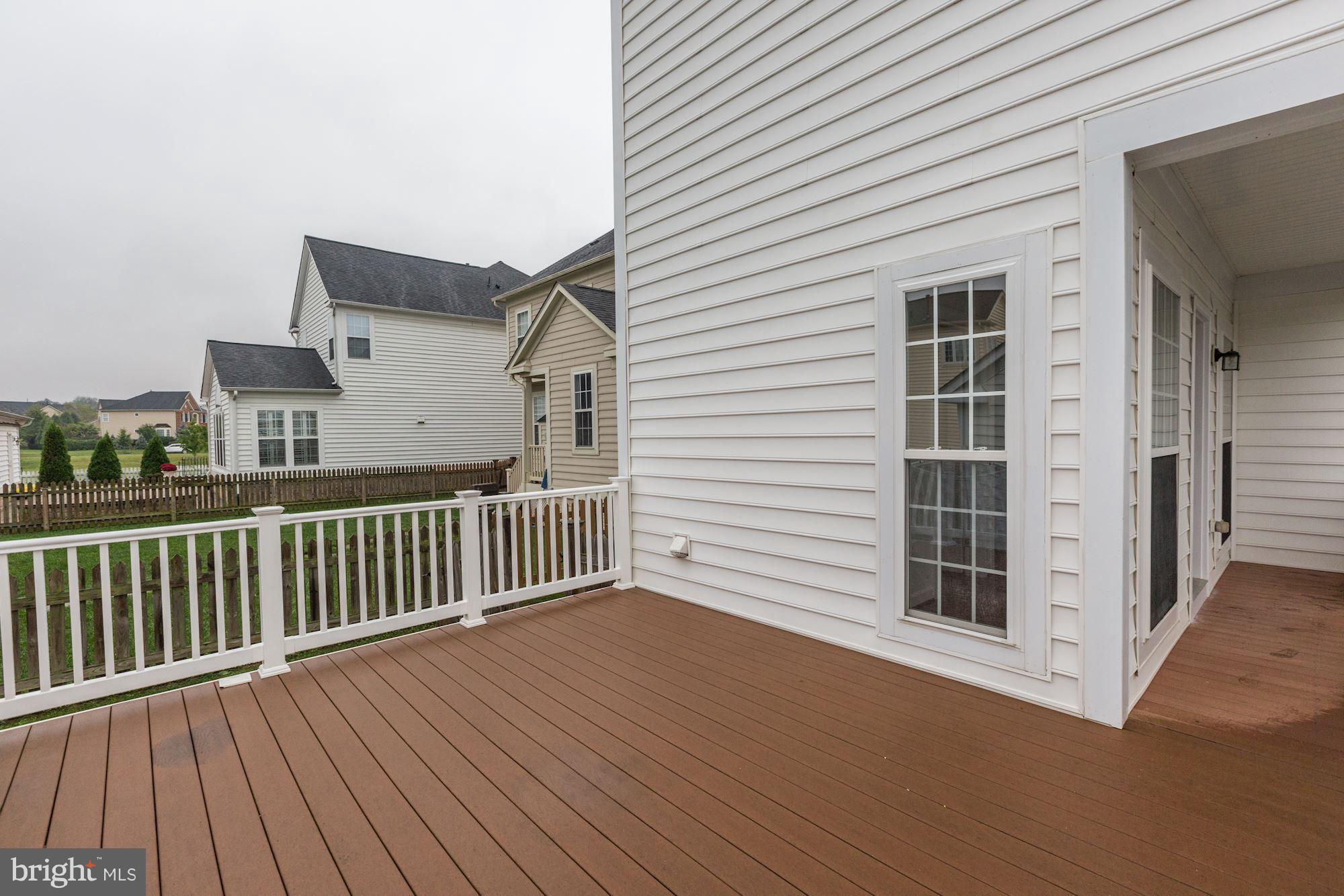 ADAMSTOWN COMMONS - Residential Lease