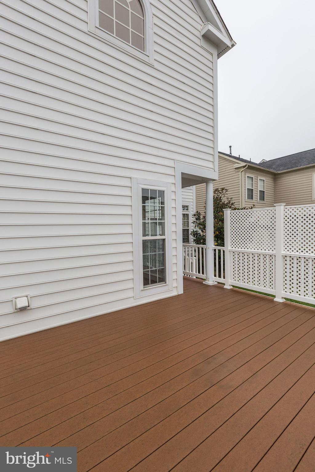 ADAMSTOWN COMMONS - Residential Lease