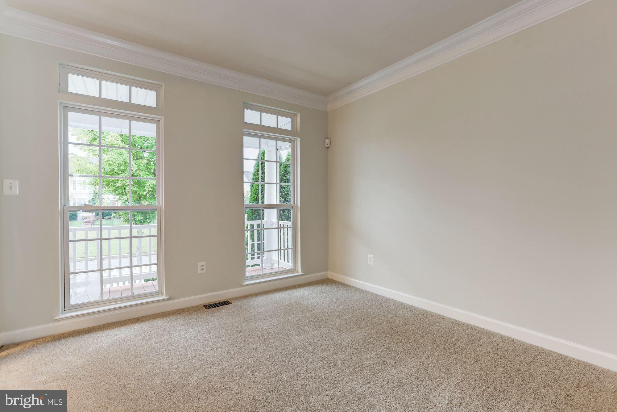 ADAMSTOWN COMMONS - Residential Lease