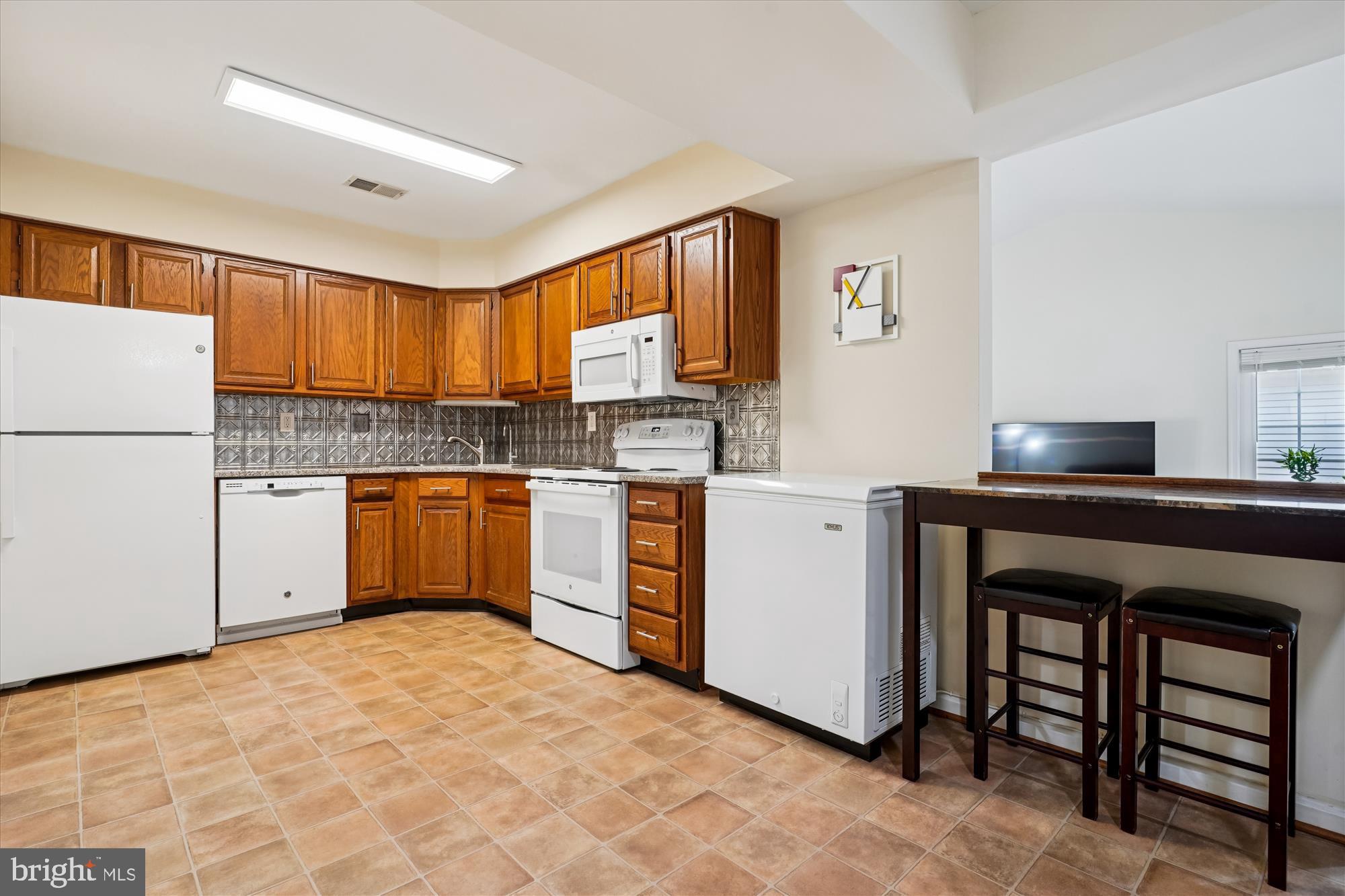 VILLAGES OF MARLBOROUGH - Residential