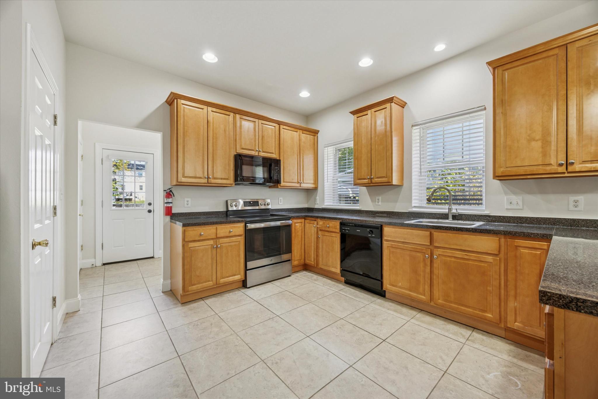 POTTSTOWN - Residential