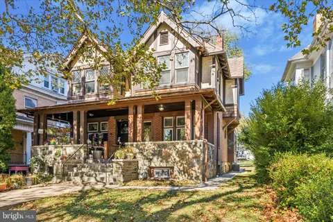 639 E High Street, Pottstown, PA 19464 - MLS#: PAMC2157540