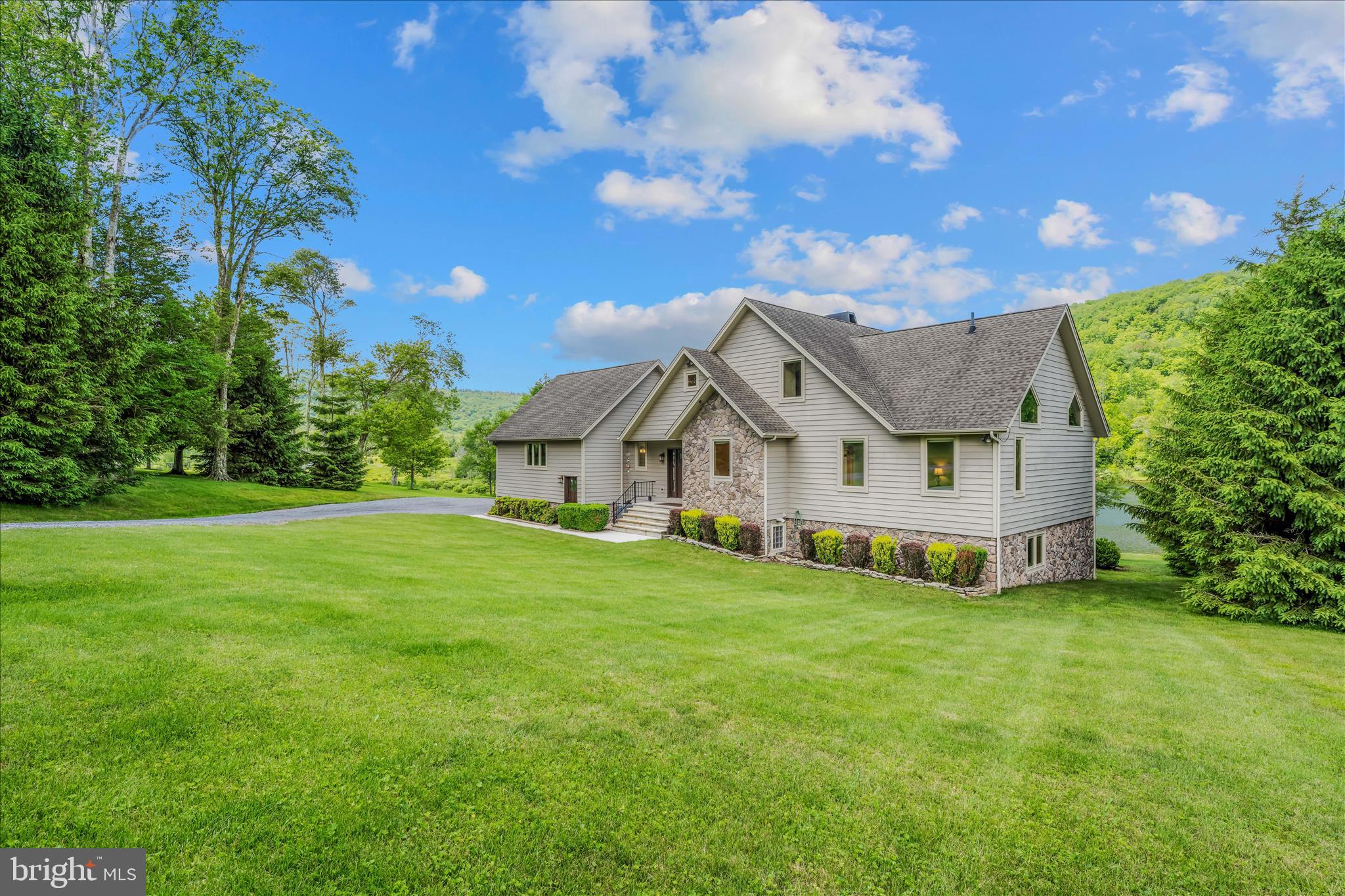 344 MALLOW LAKE DRIVE
