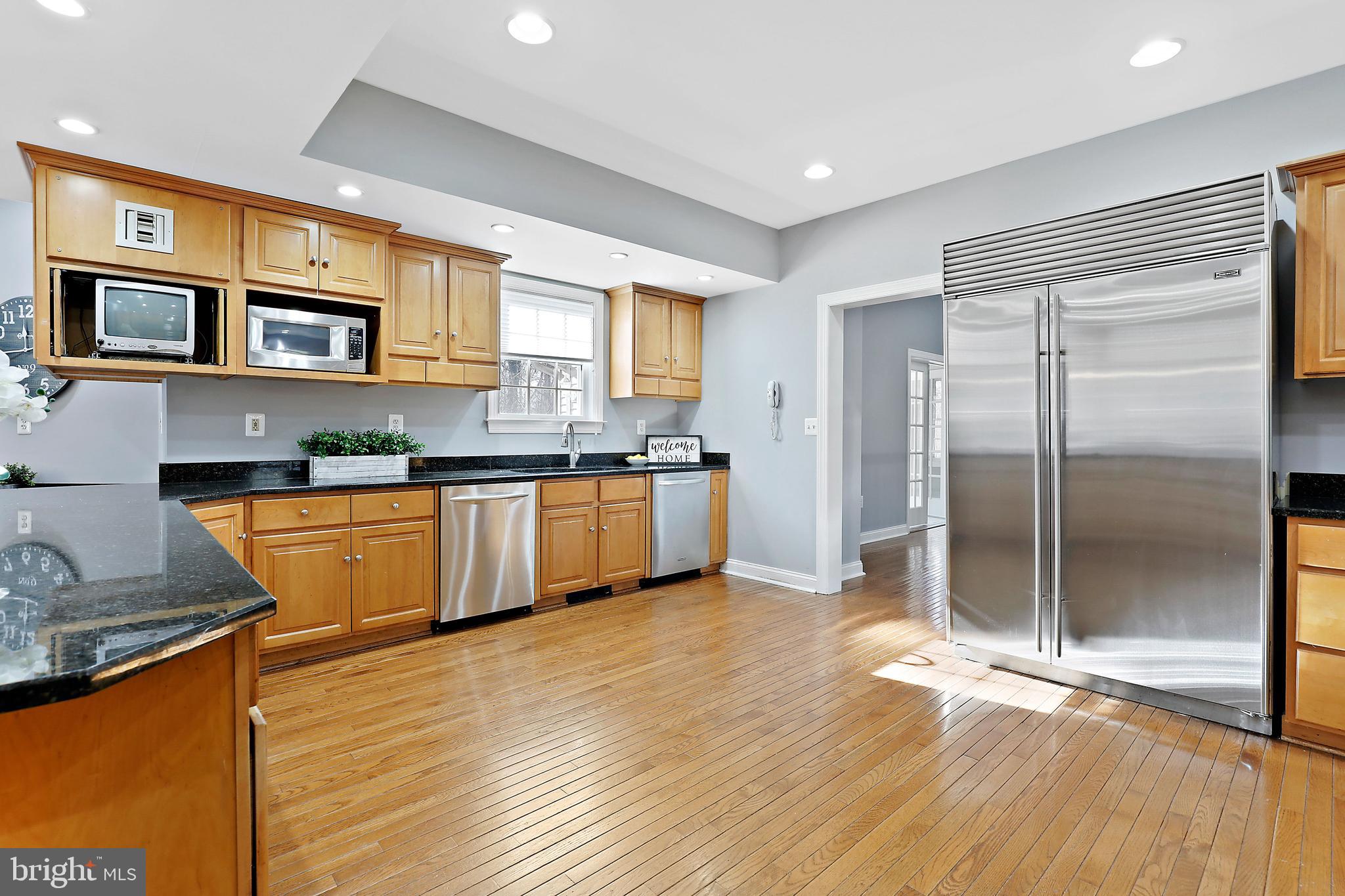 MIDSUMMER HILL - Residential