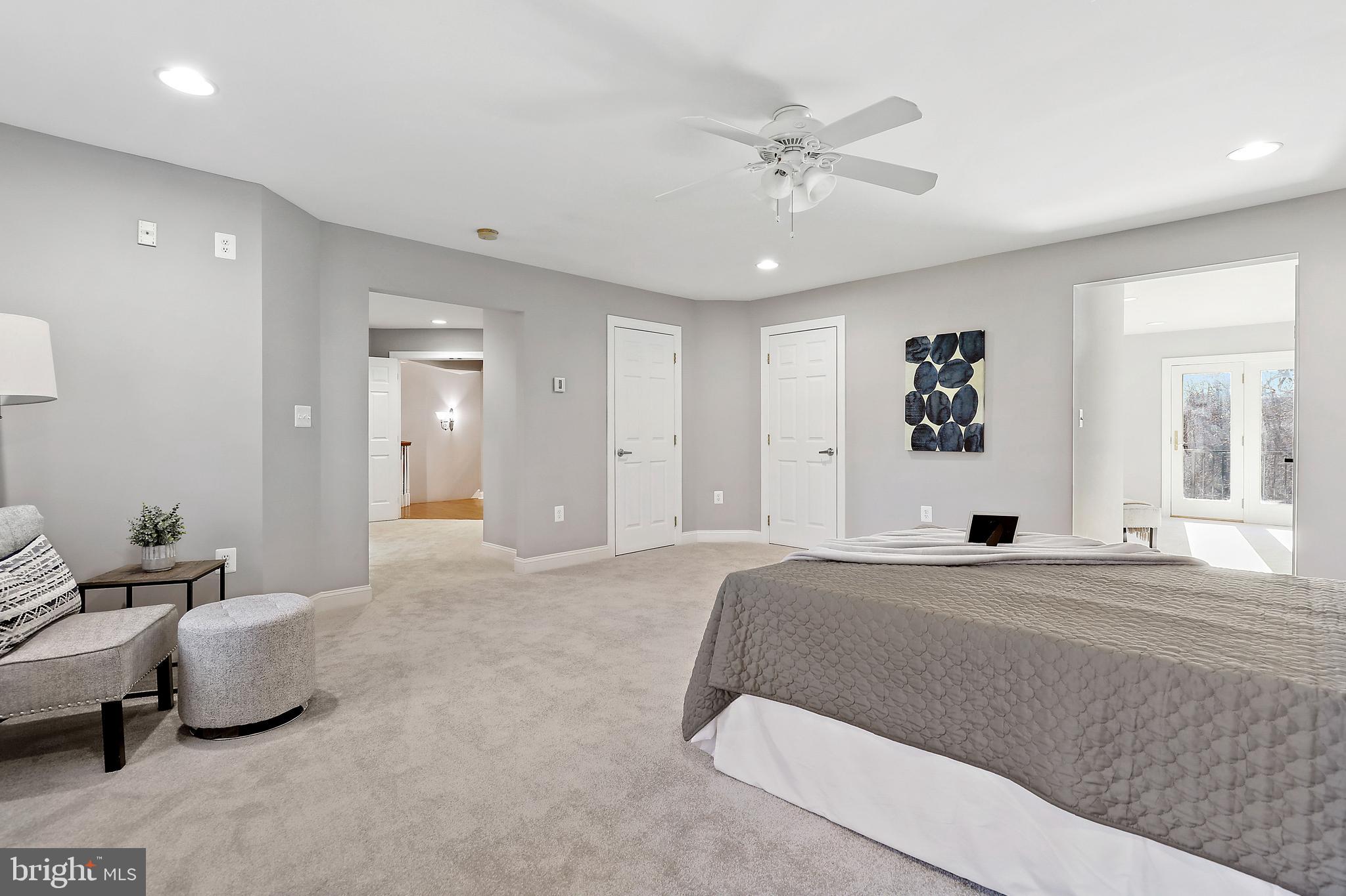 MIDSUMMER HILL - Residential