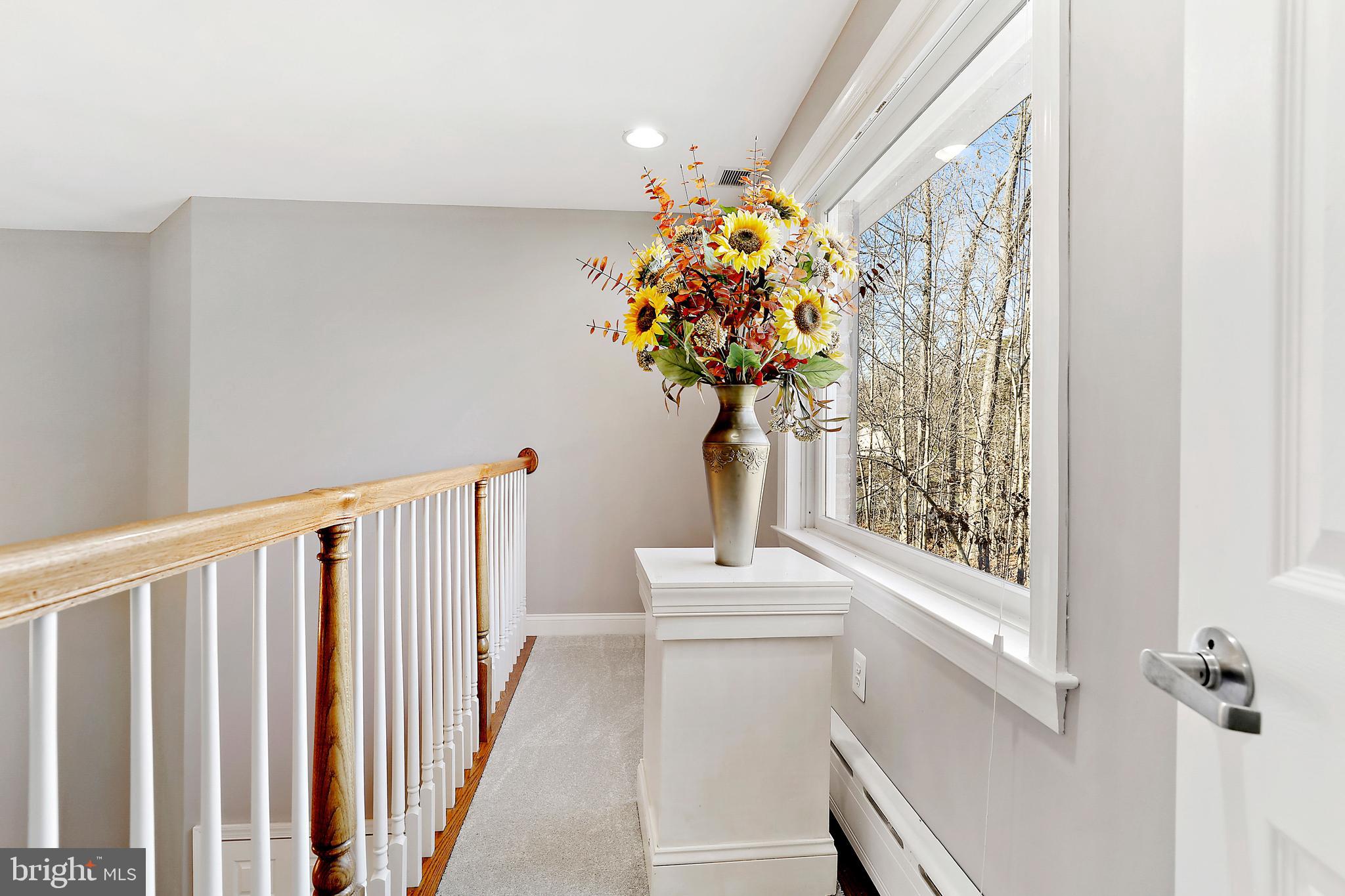 MIDSUMMER HILL - Residential