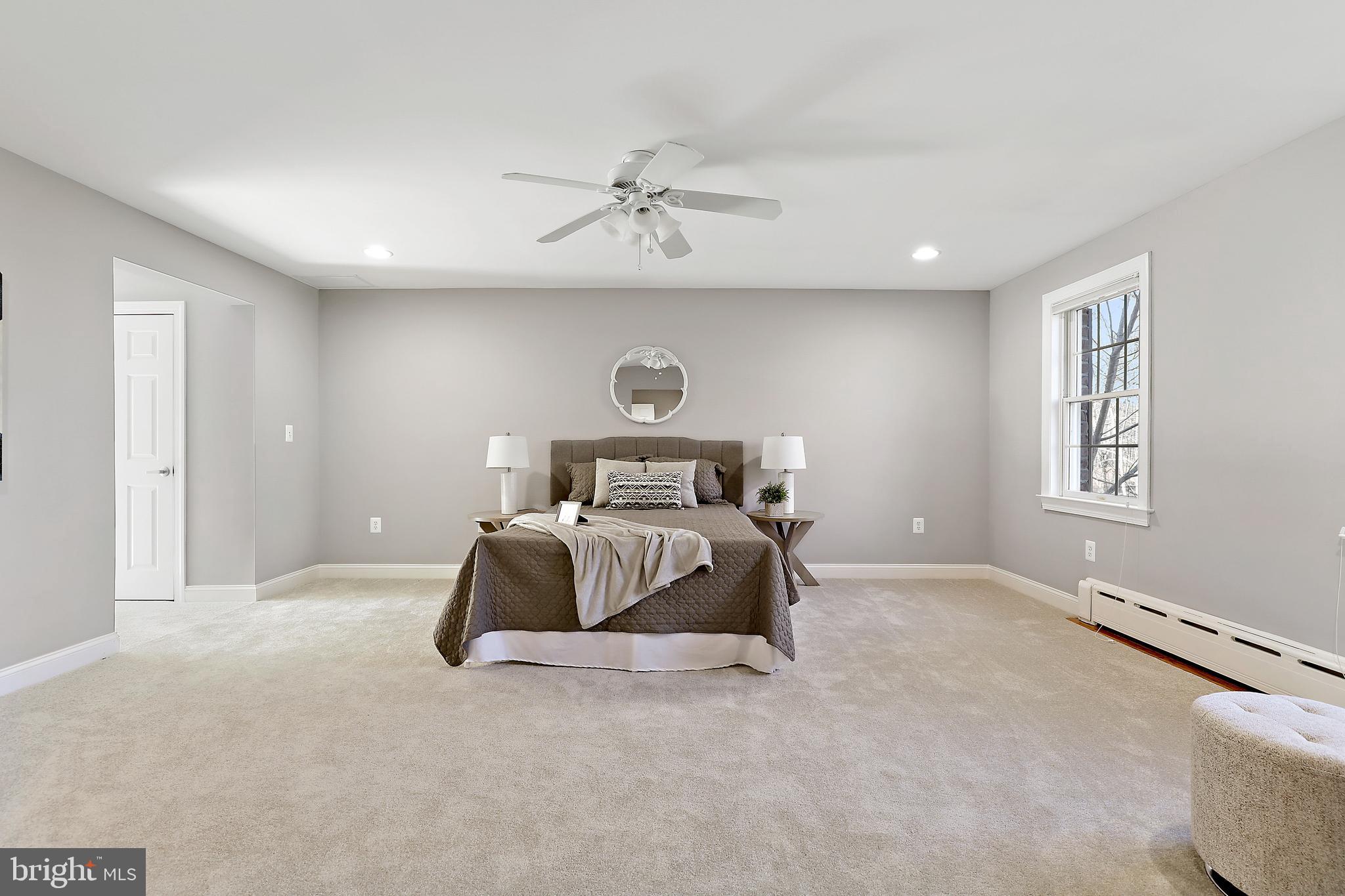 MIDSUMMER HILL - Residential