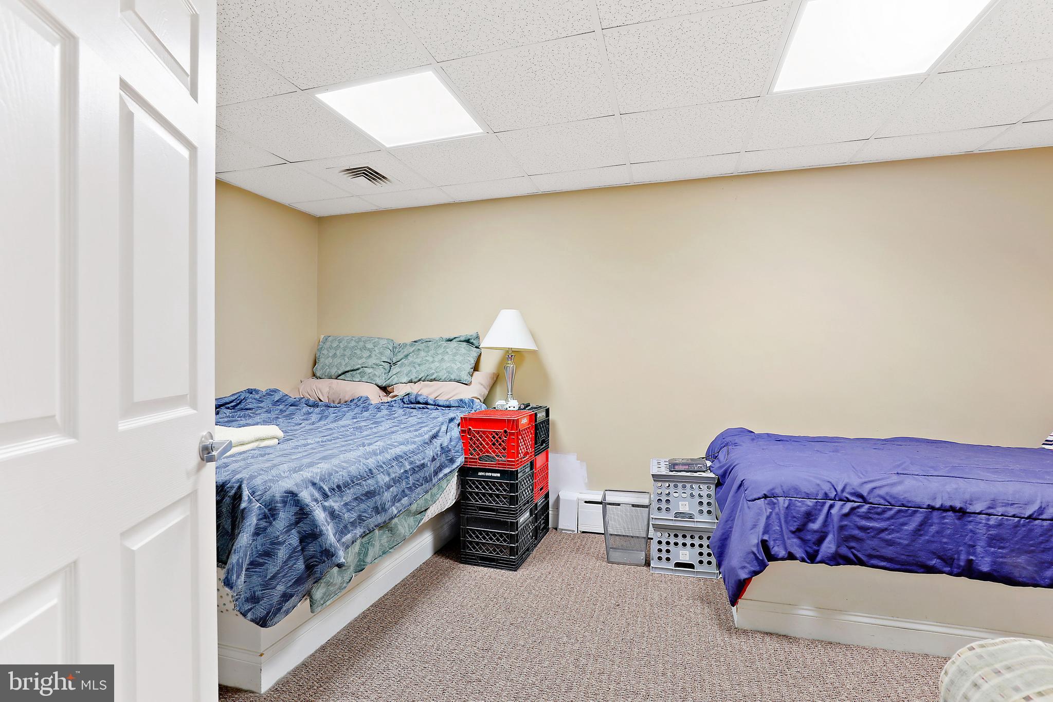 MIDSUMMER HILL - Residential