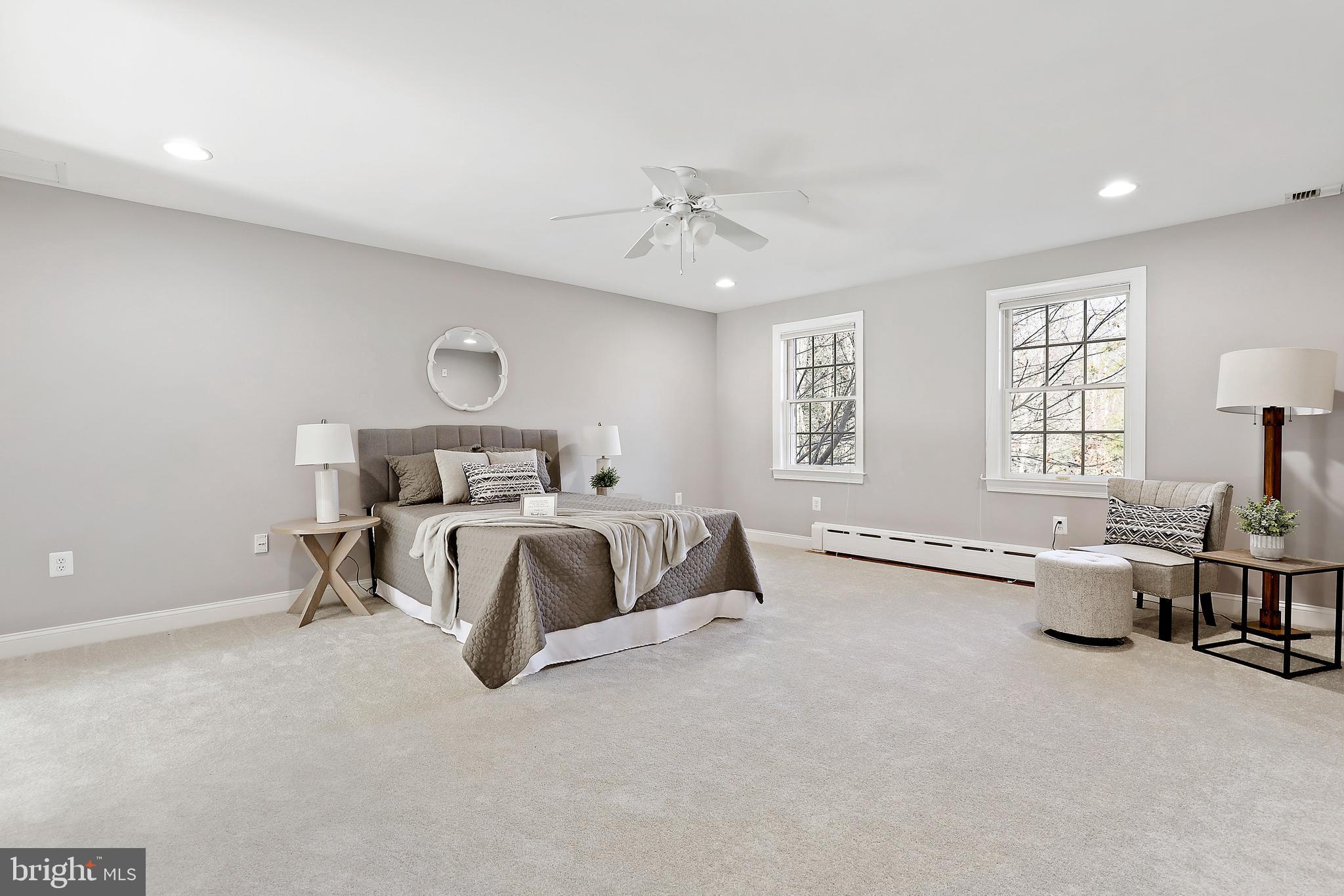 MIDSUMMER HILL - Residential