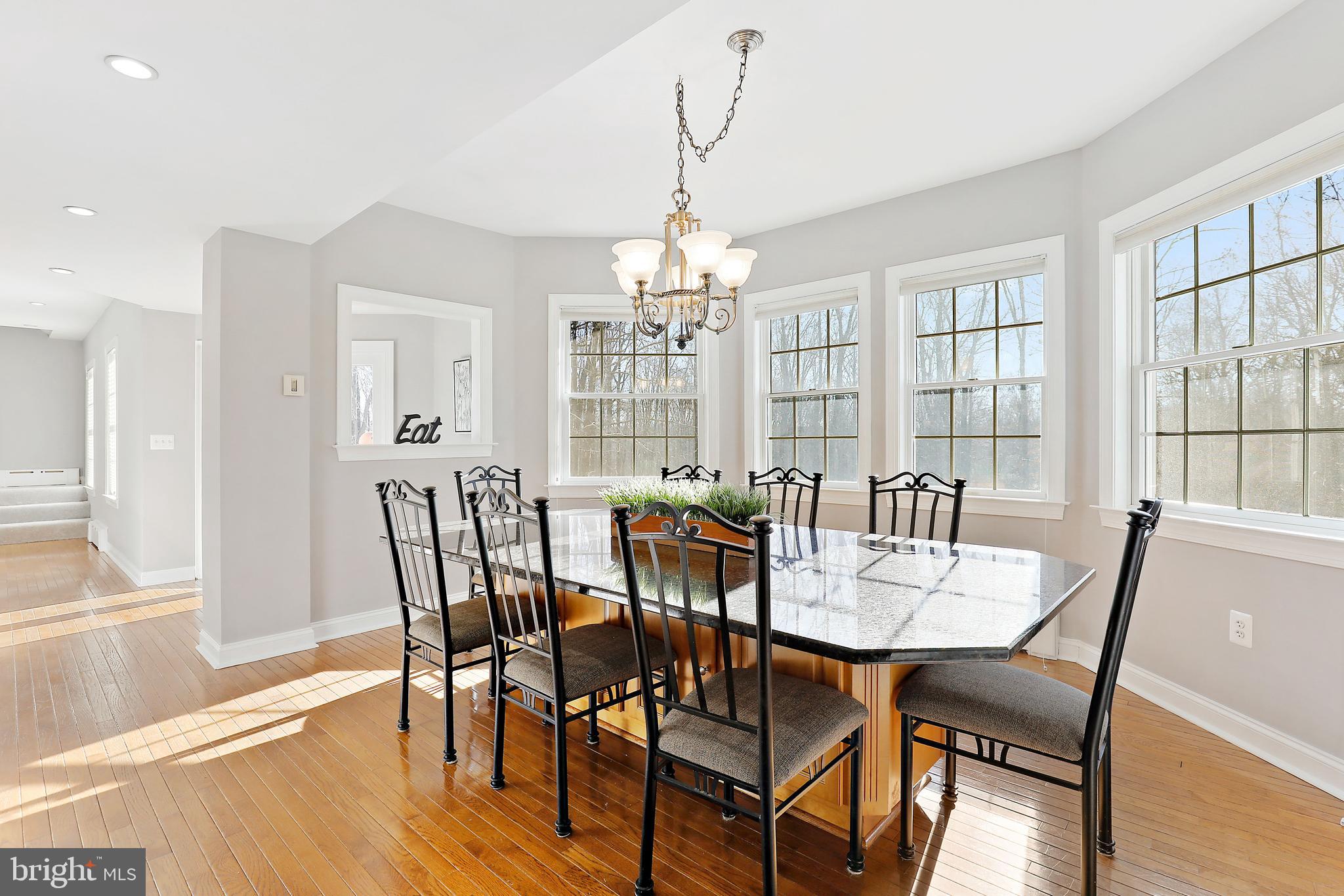 MIDSUMMER HILL - Residential