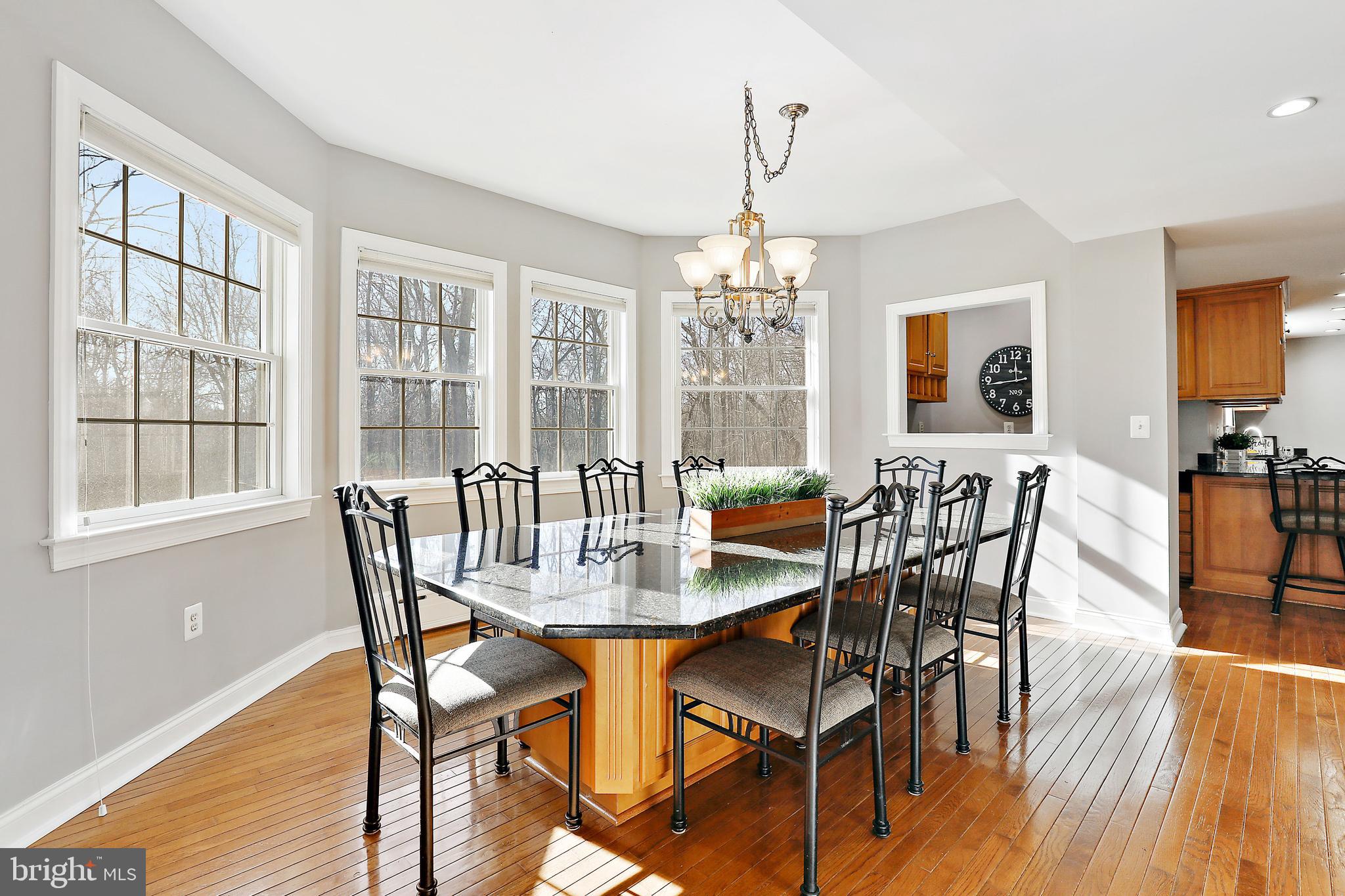 MIDSUMMER HILL - Residential