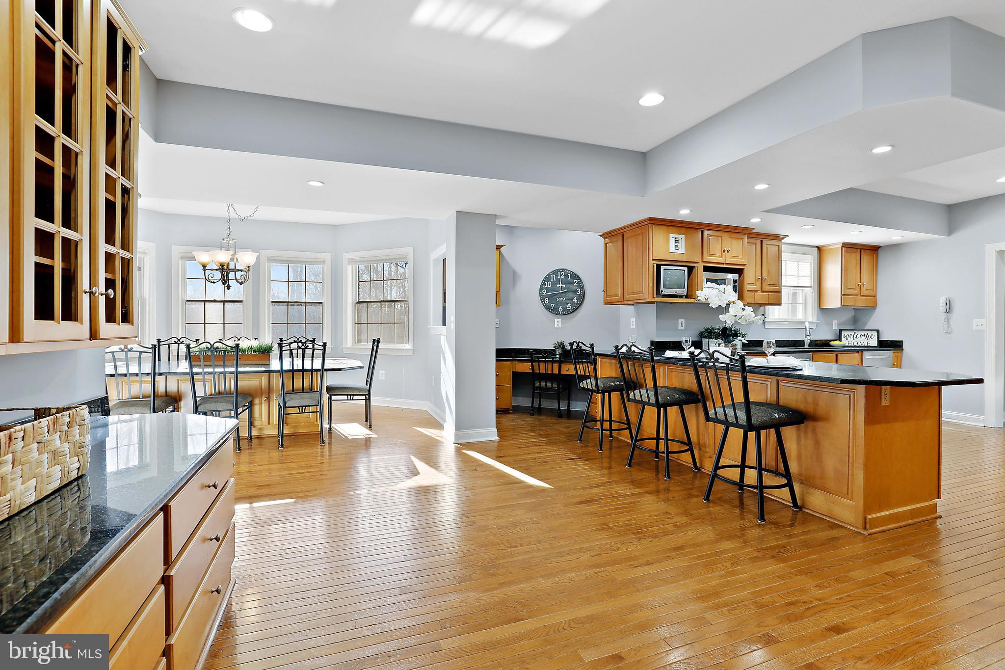 MIDSUMMER HILL - Residential