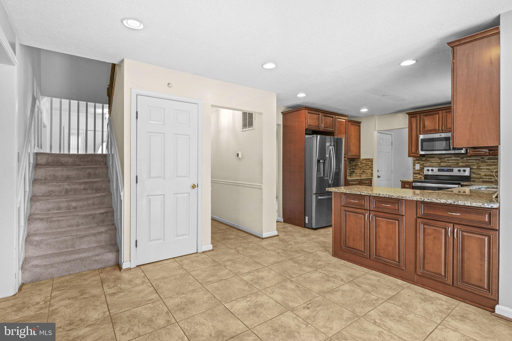 ST CHARLES SUB - DORCHESTER - Residential