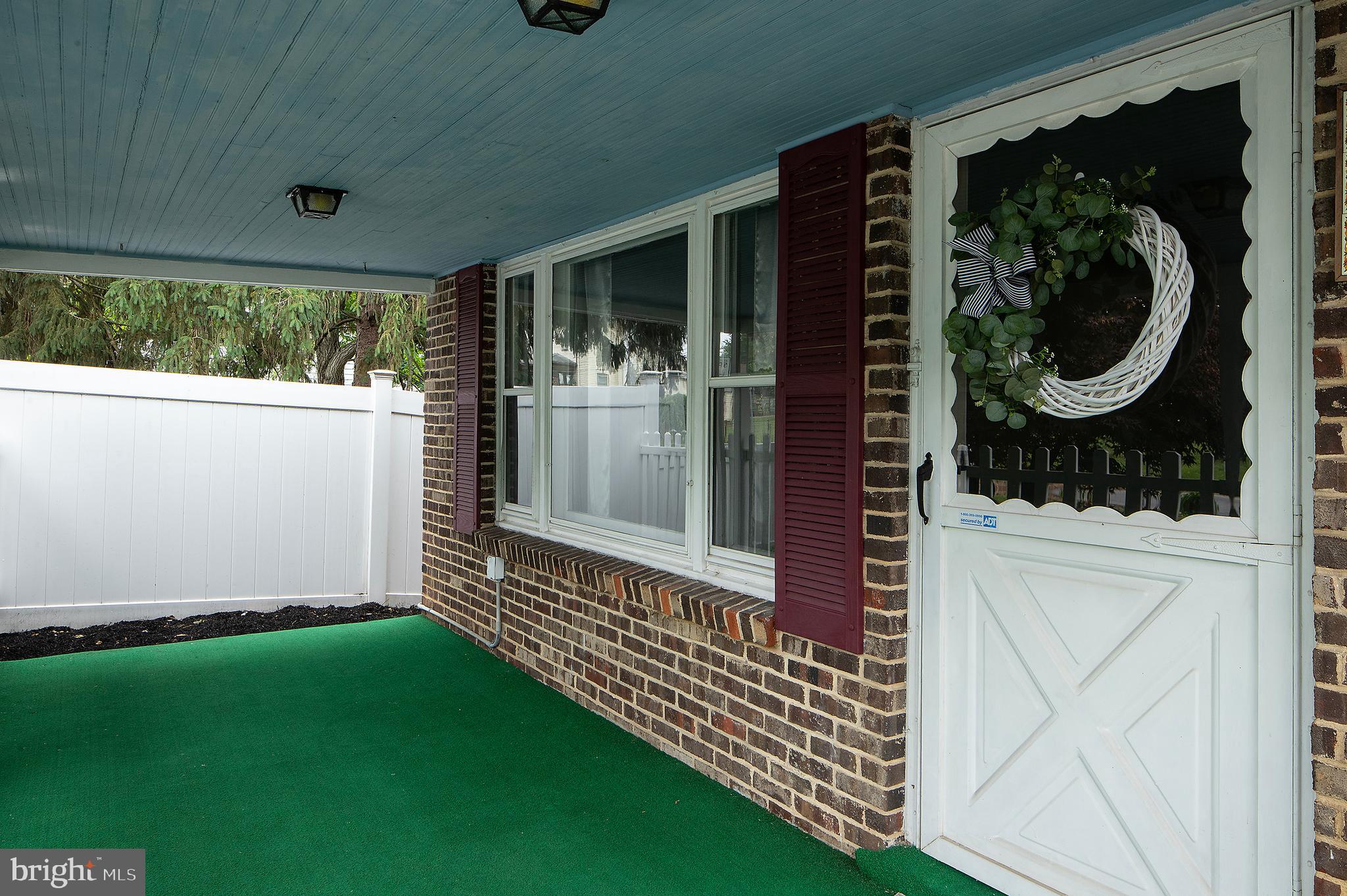 831 MAIN STREET