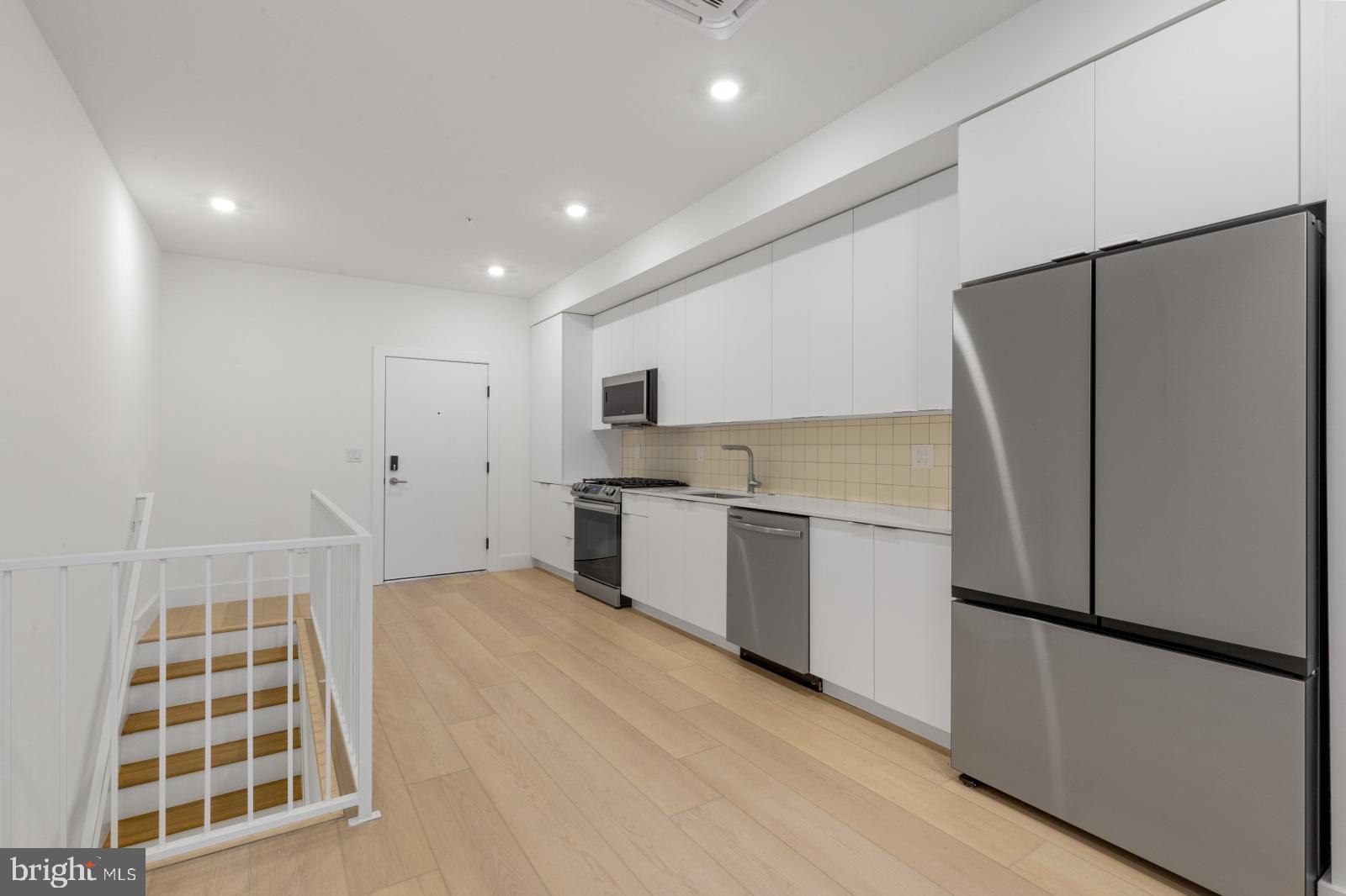 FRANCISVILLE - Residential Lease